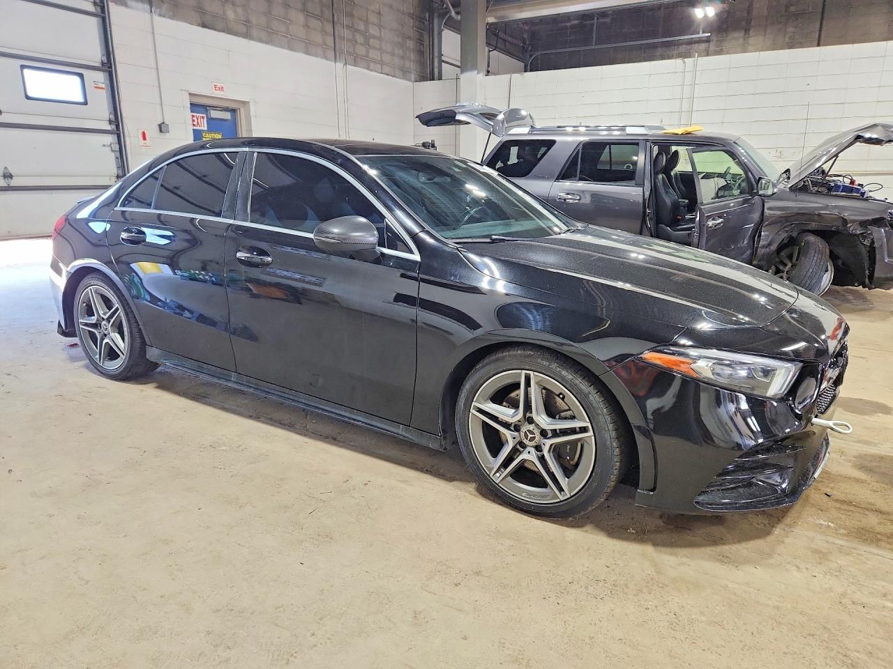 2020 Mercedes-benz A 220 4matic Черный vin: W1K3G4FB1LW043844