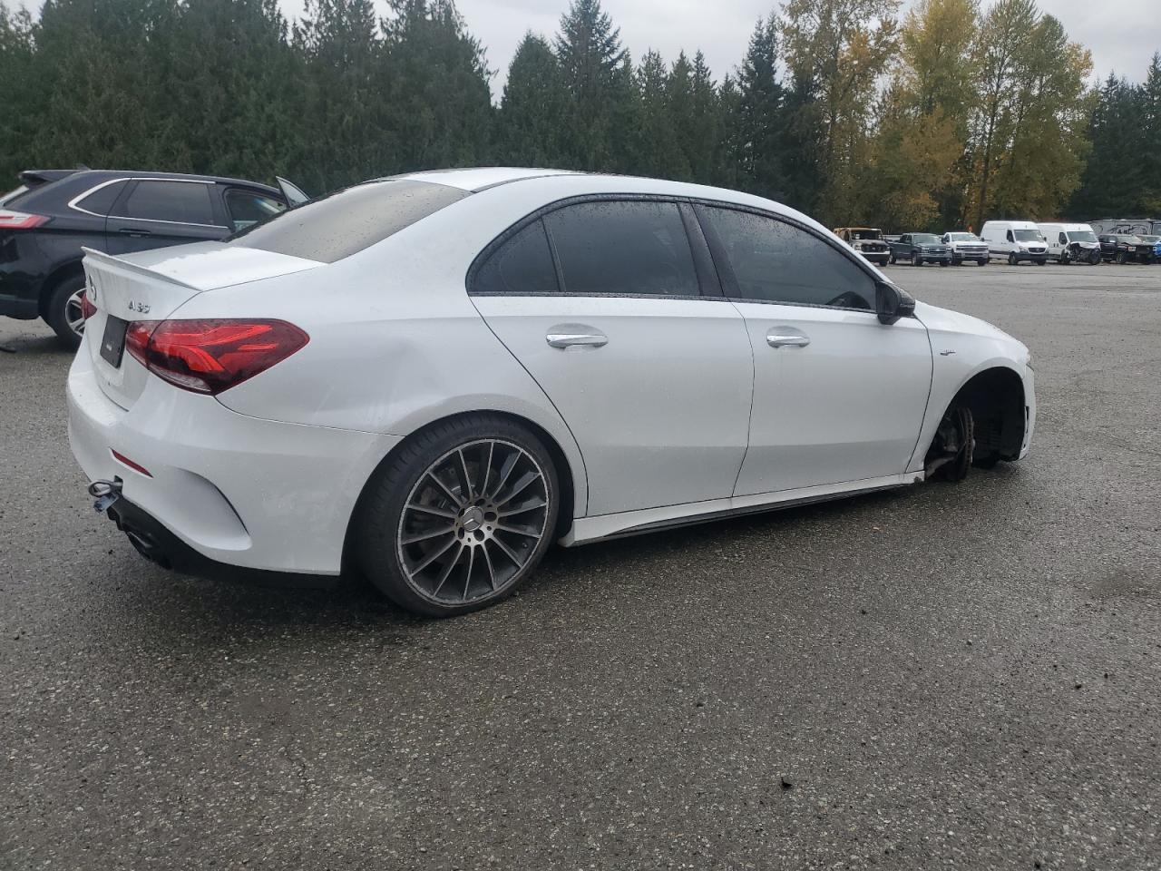 2020 Mercedes-benz A 35 Amg Белый vin: W1K3G5BB8LJ219233