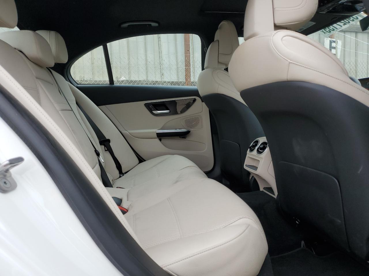 2024 Mercedes-benz C 300 White vin: W1KAF4GB0RR199776