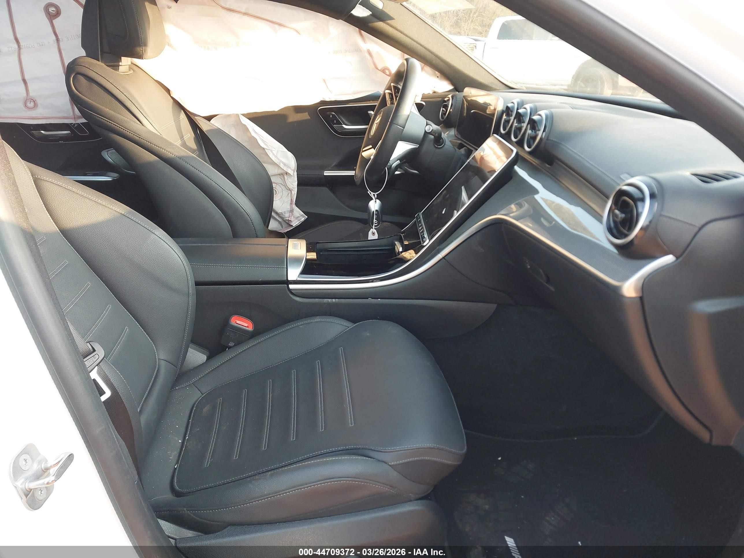 2024 Mercedes-benz C 300 Белый vin: W1KAF4GB1RR181206