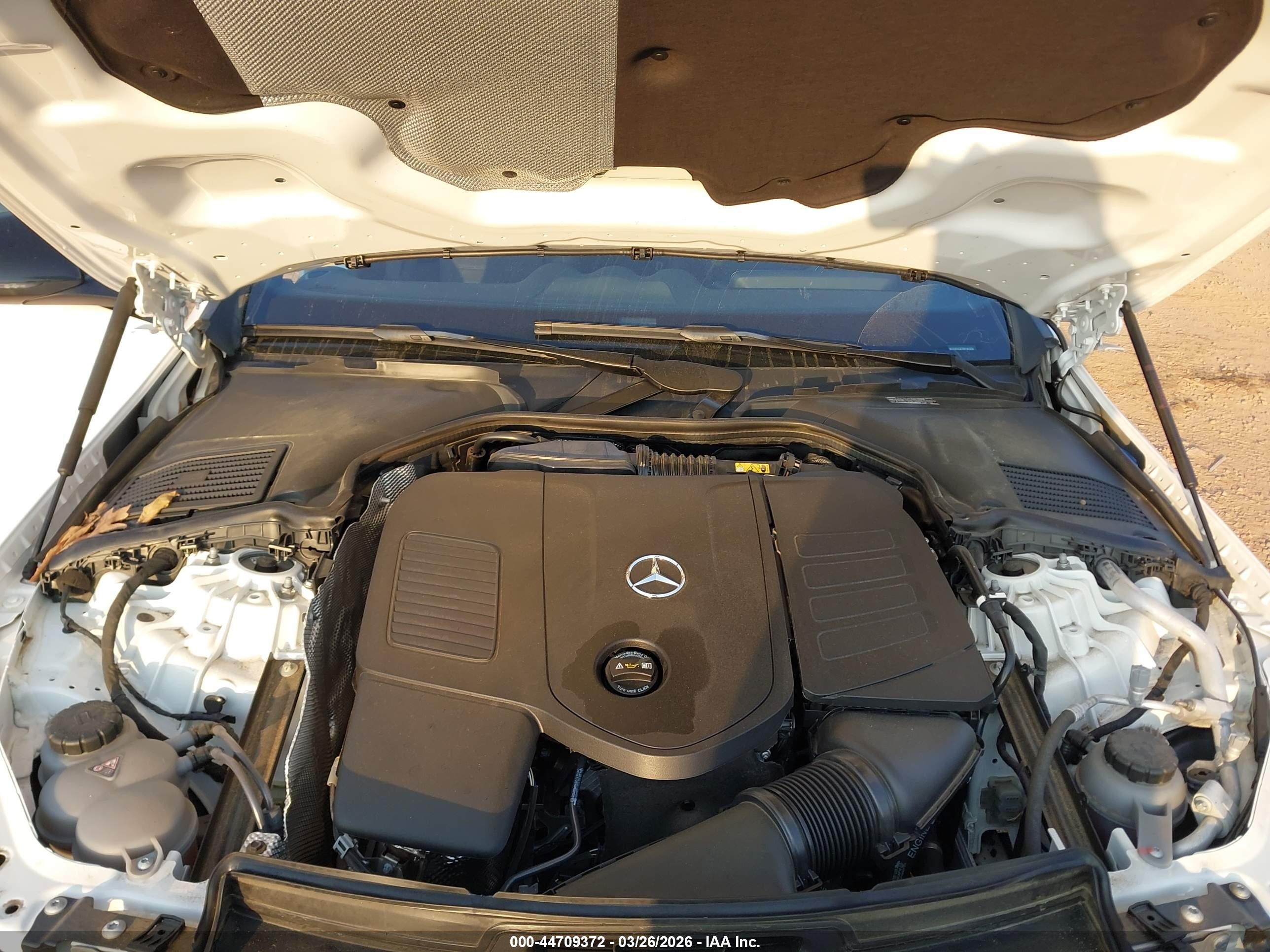 2024 Mercedes-benz C 300 Белый vin: W1KAF4GB1RR181206