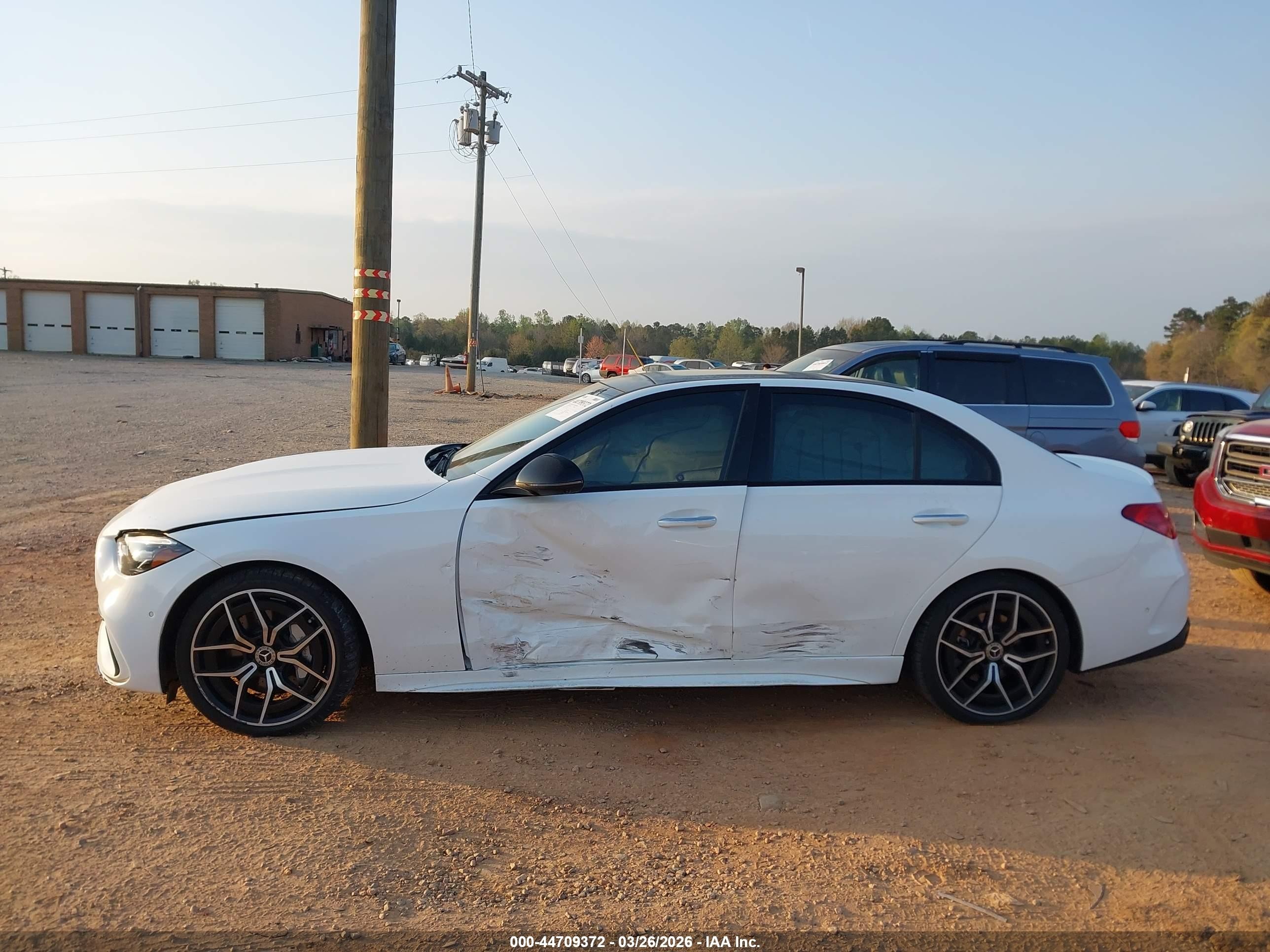 2024 Mercedes-benz C 300 Белый vin: W1KAF4GB1RR181206