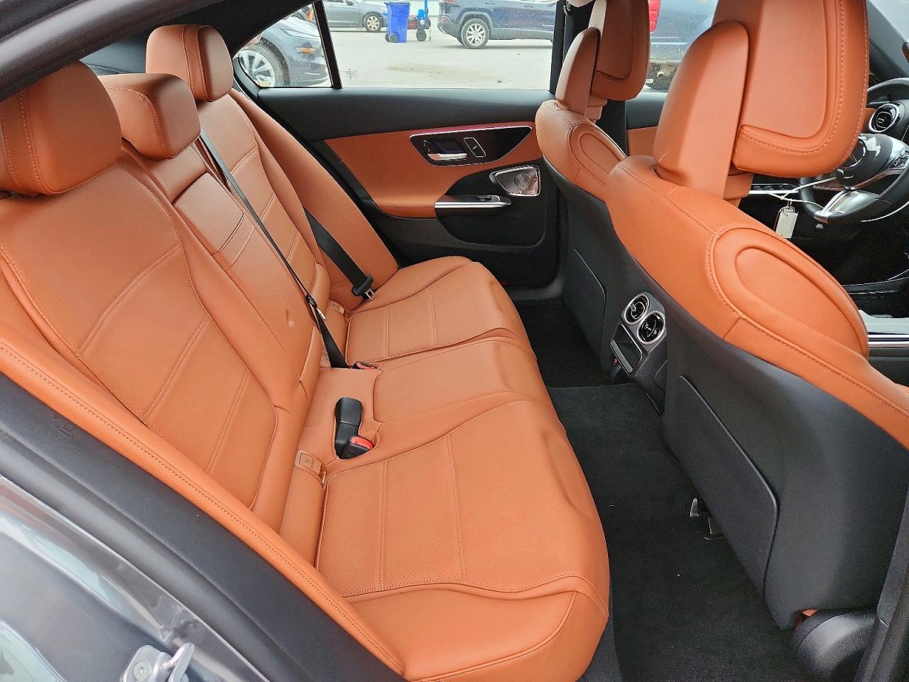 2024 Mercedes-benz C 300 Silver vin: W1KAF4GB1RR235202