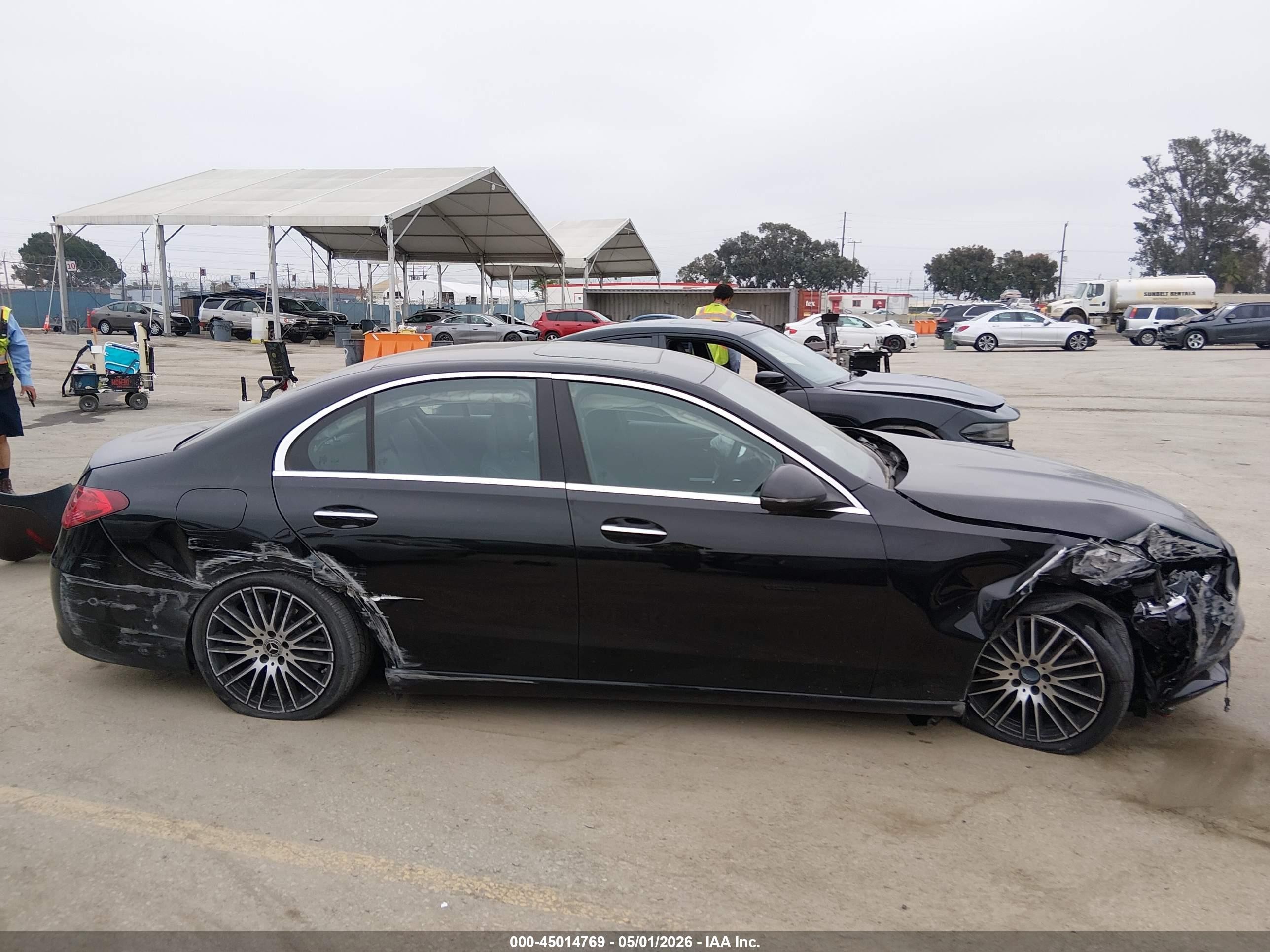 2024 Mercedes-benz C 300   Черный vin: W1KAF4GB3RR214075