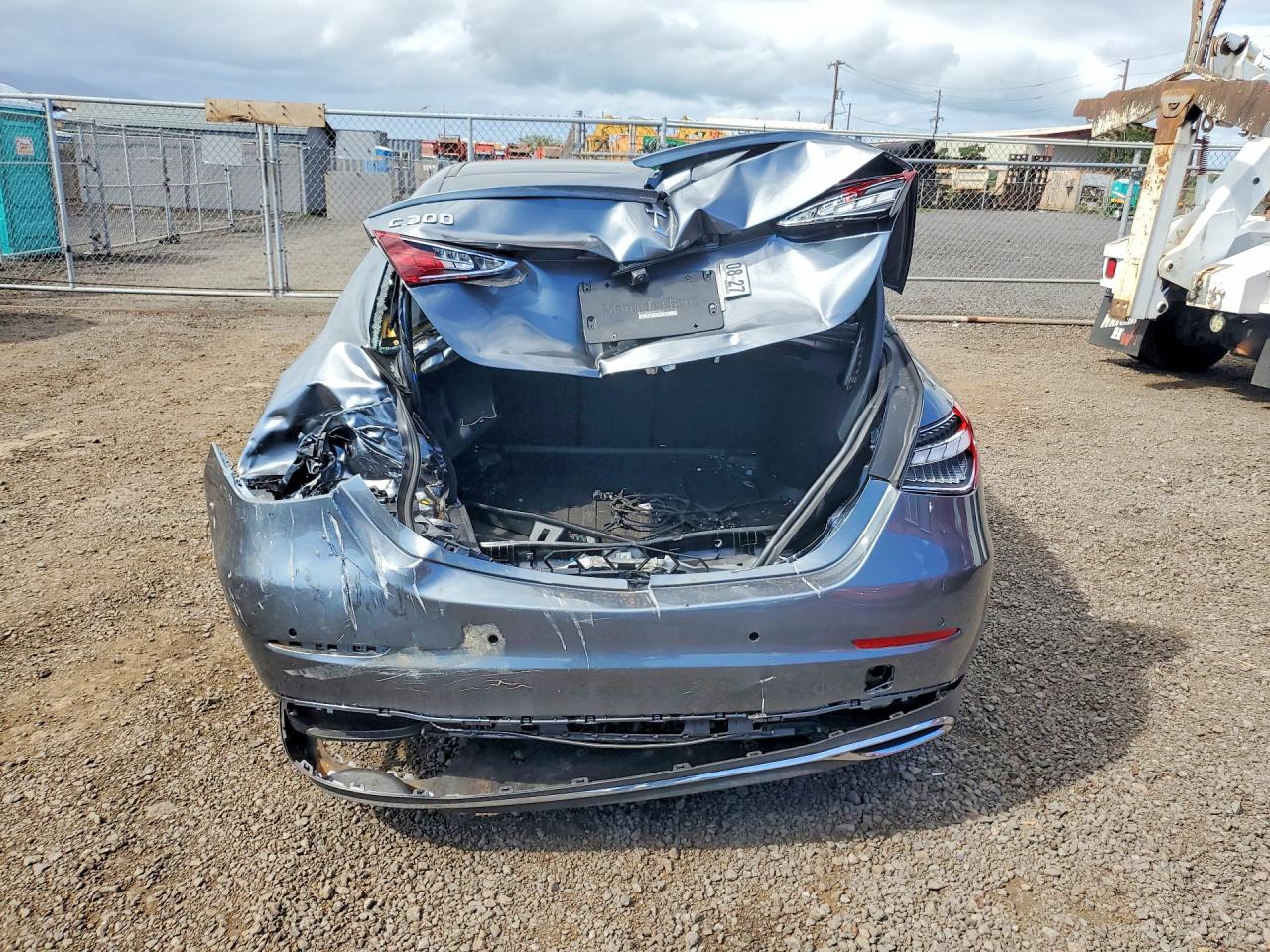 2025 Mercedes-benz C 300 Gray vin: W1KAF4GB4SR283816