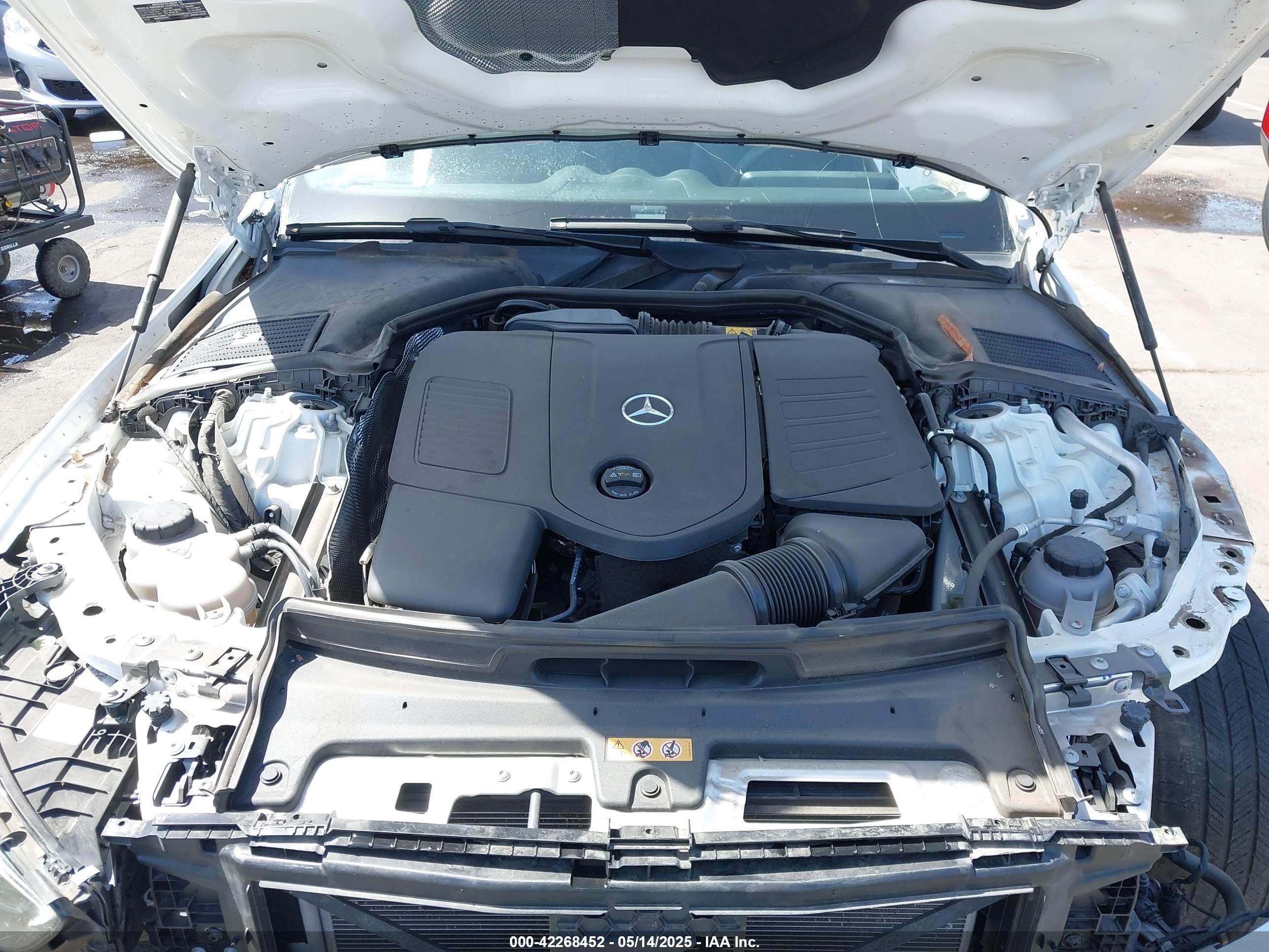 2022 Mercedes-benz C 300 Sedan Белый vin: W1KAF4GB5NR010940