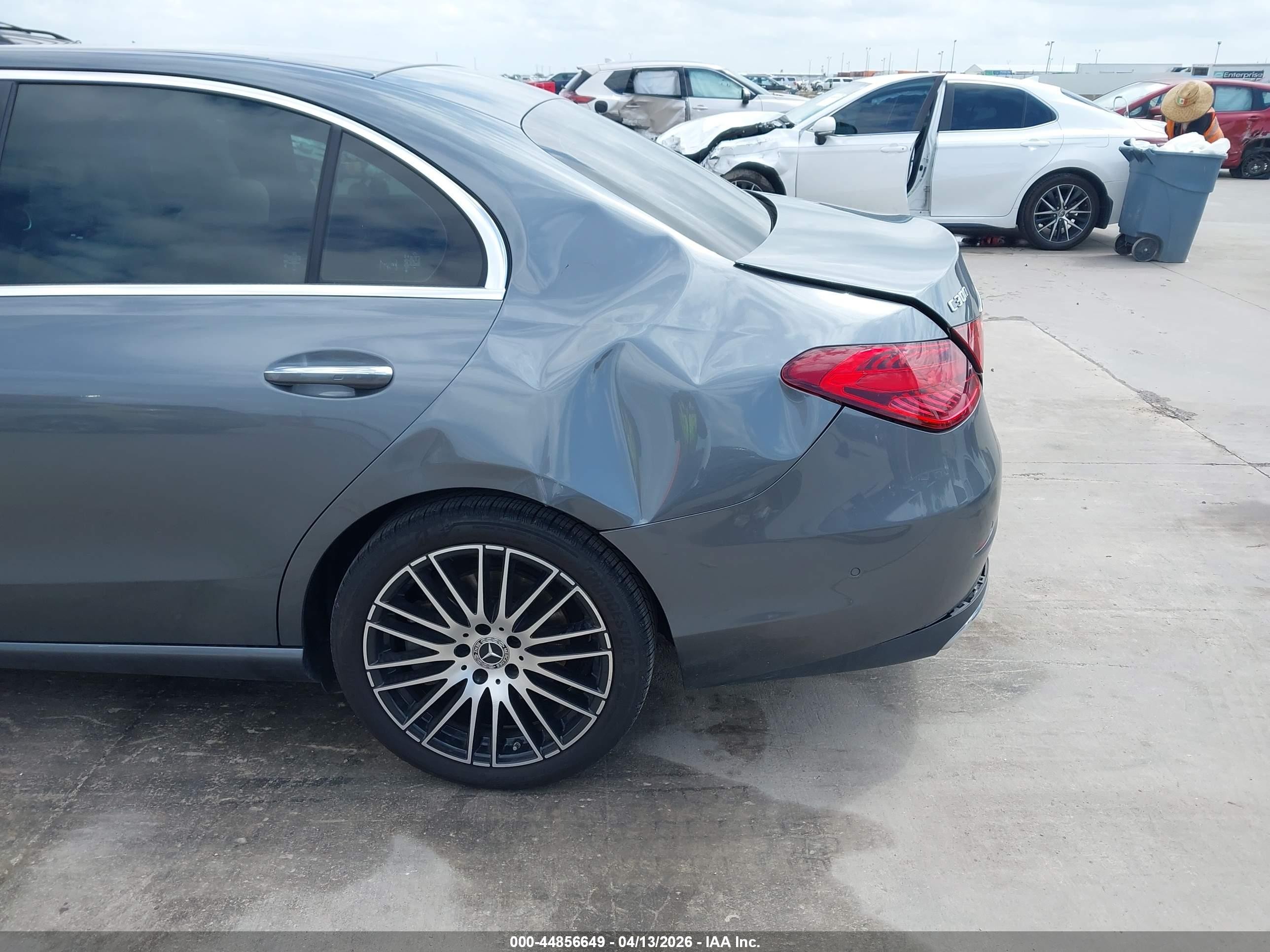 2024 Mercedes-benz C 300   Серый vin: W1KAF4GB5RR197196