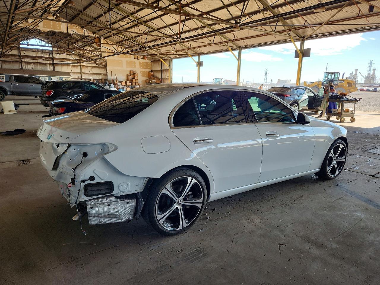 2024 Mercedes-benz C 300 White vin: W1KAF4GB6RR160285