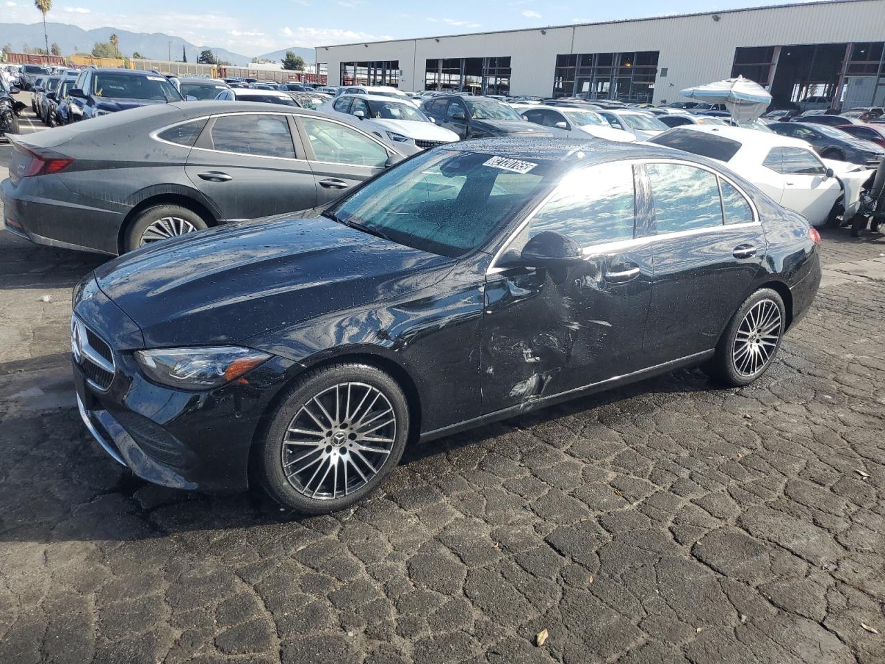 W1KAF4GB8SR256974