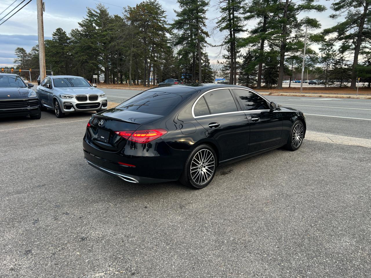 2022 Mercedes-benz C 300 Black vin: W1KAF4GB9NR020192