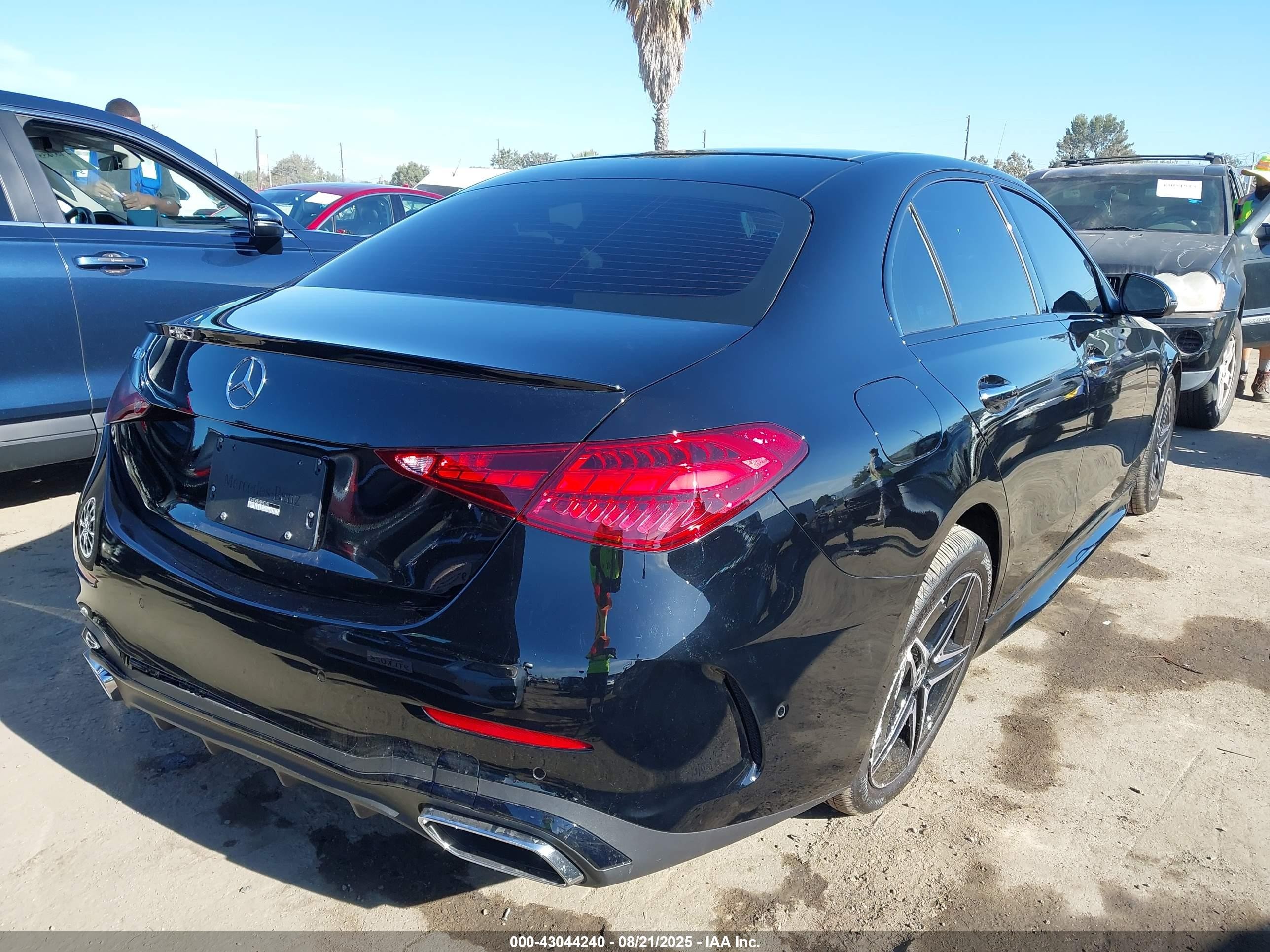 2025 Mercedes-benz C 300   Black vin: W1KAF4GBXSR251212