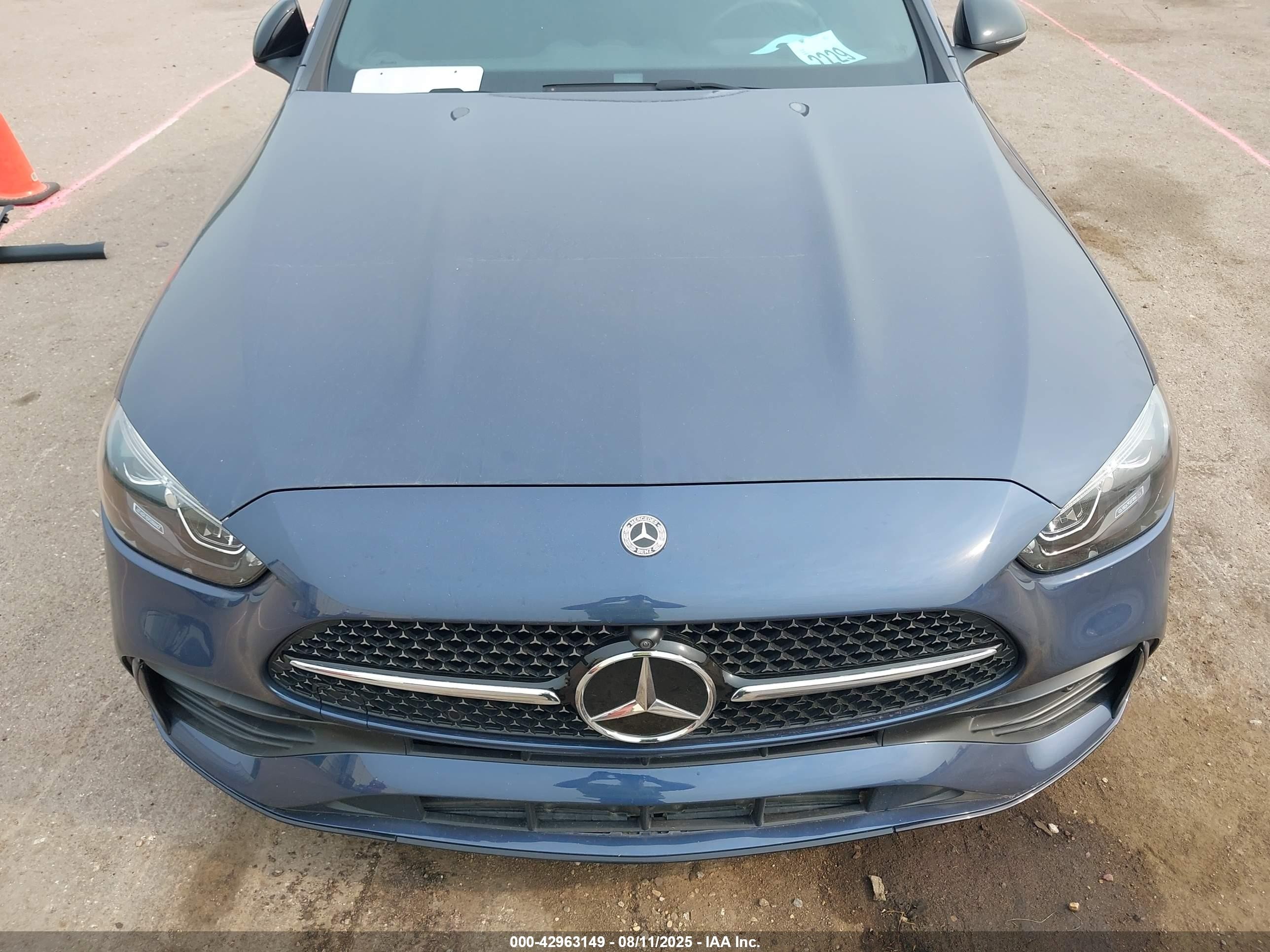 2024 Mercedes-benz C 300   Синий vin: W1KAF4HB3RR213359