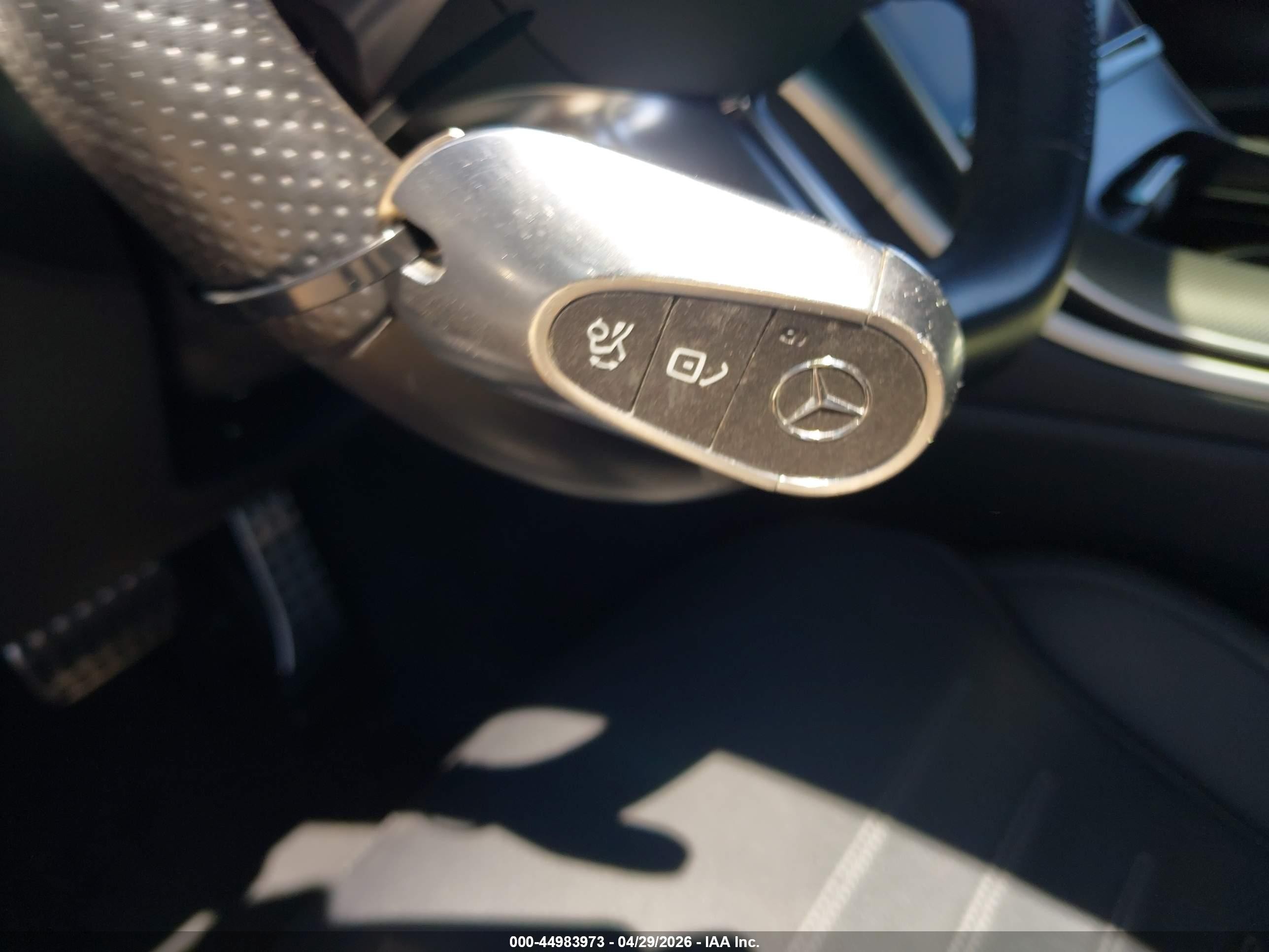2024 Mercedes-benz C 300 Черный vin: W1KAF4HB7RR182262