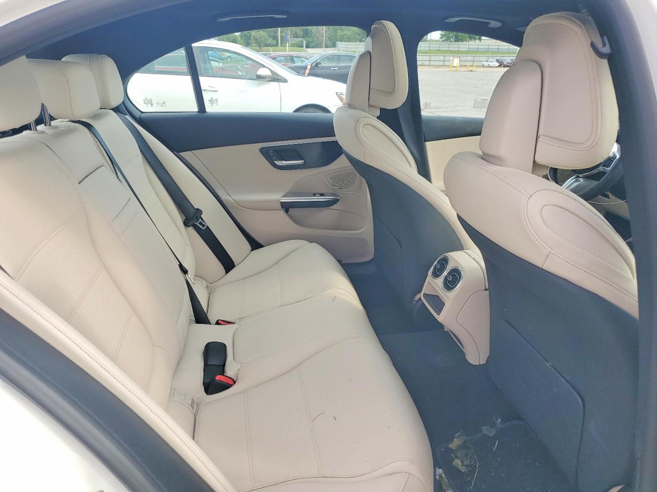 2025 Mercedes-benz C 300 4matic White vin: W1KAF4HB9SR254701