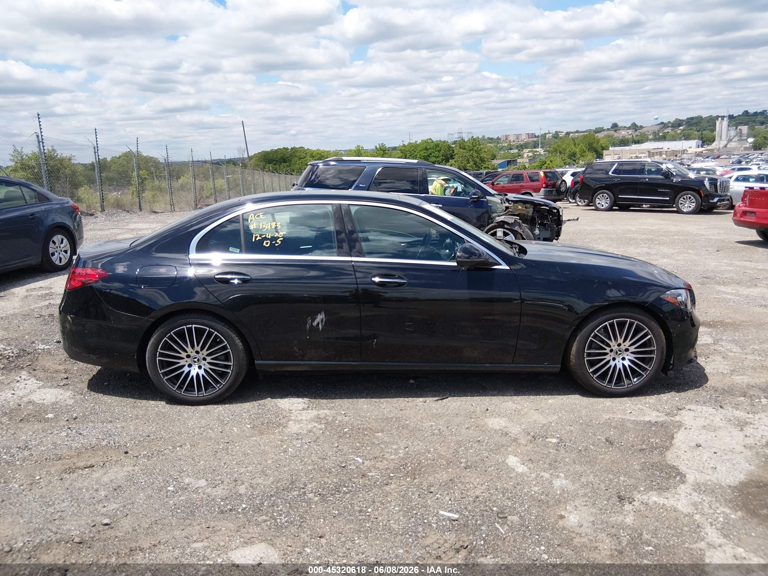 2025 Mercedes-benz C 300   Black vin: W1KAF4HBXSR291627