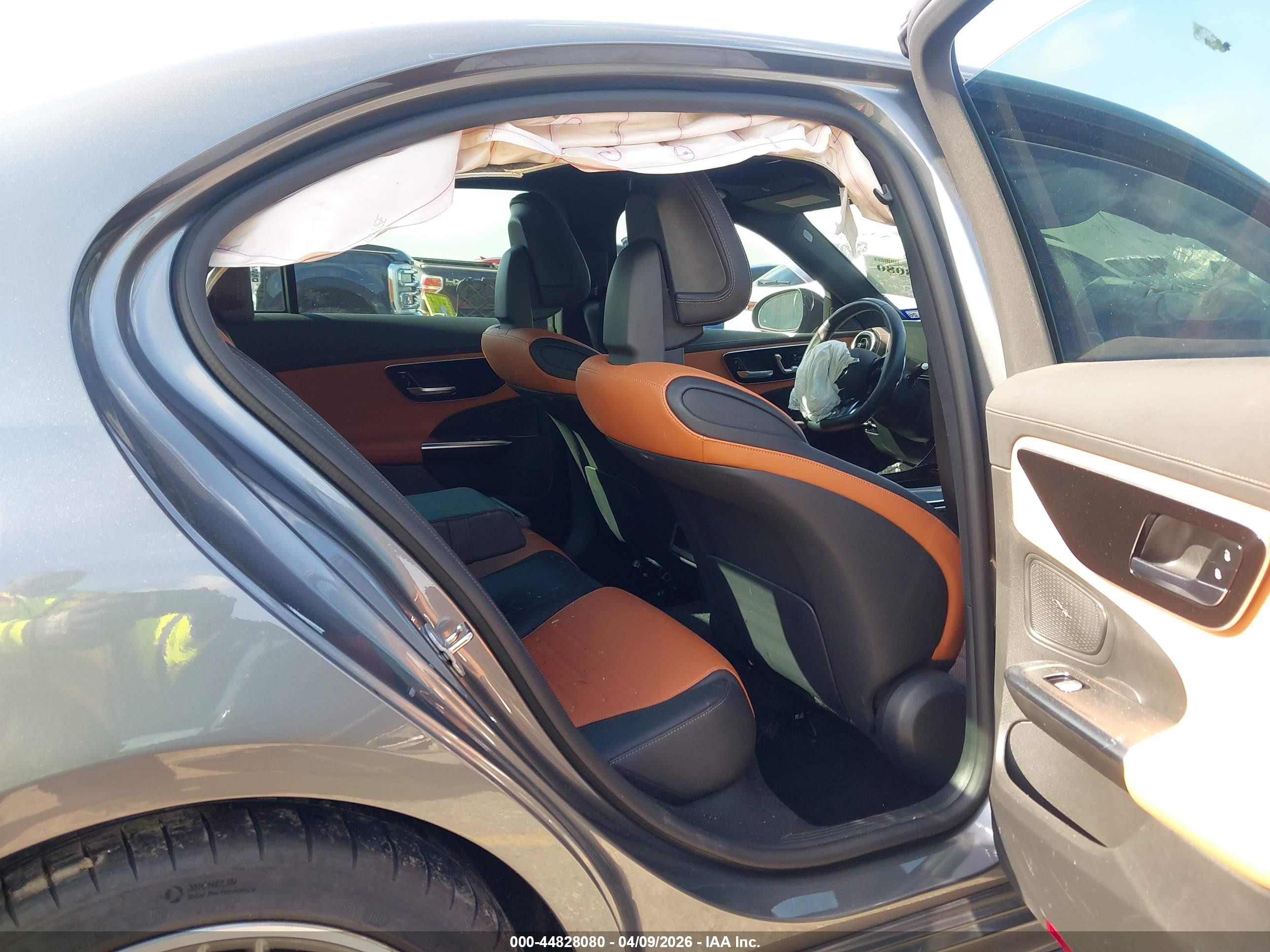 2024 Mercedes-benz Amg C 43 4matic Gray vin: W1KAF8HB7RR193852