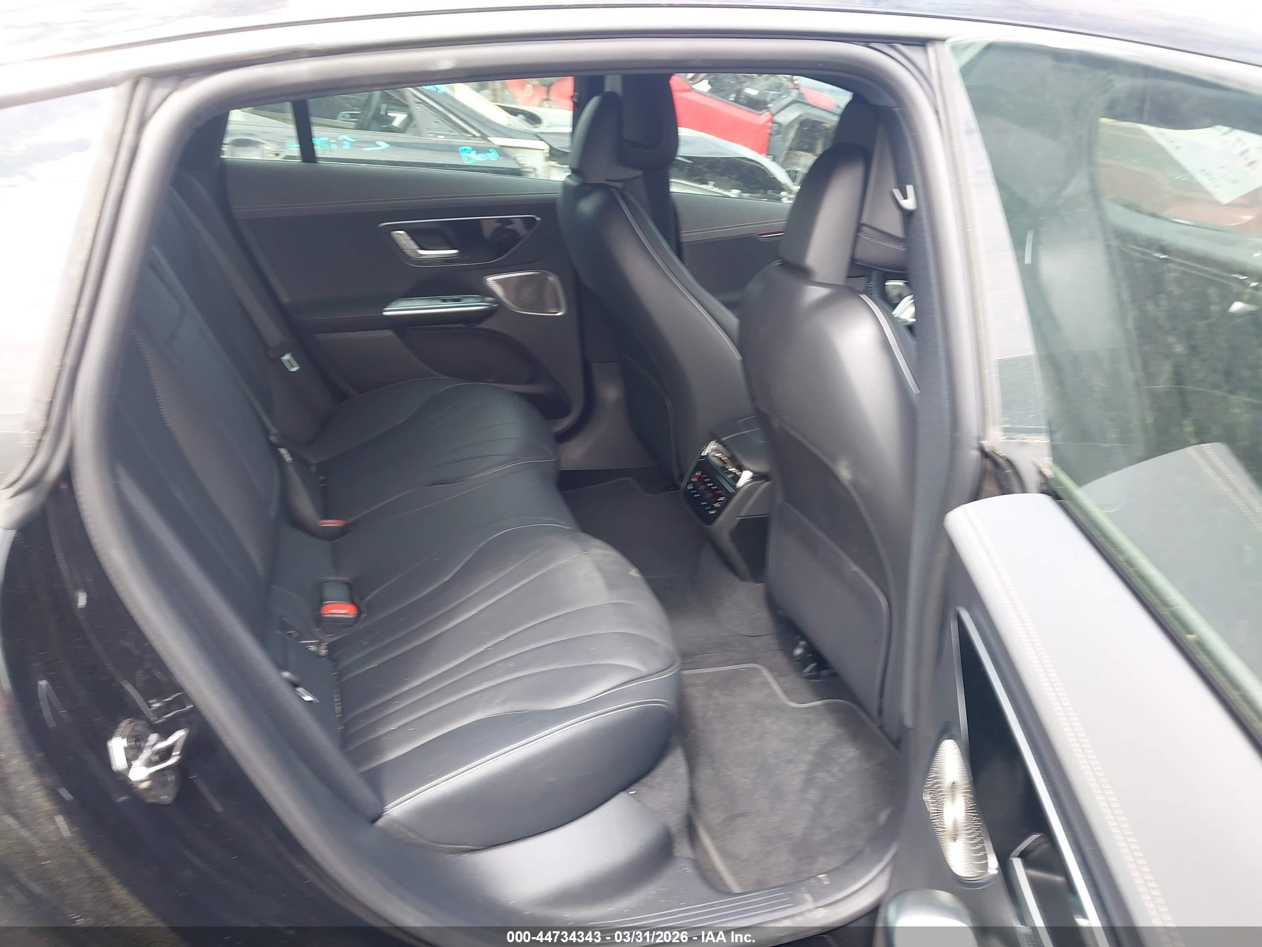 2024 Mercedes-benz Eqe 500 4matic Black vin: W1KEG2CB2RF046990