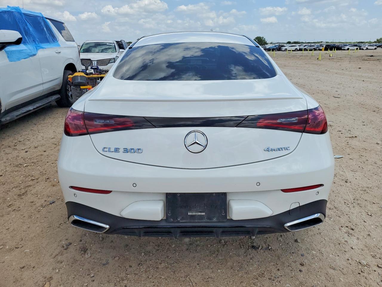 2024 Mercedes-benz Cle 300 4matic White vin: W1KMJ4HBXRF024561