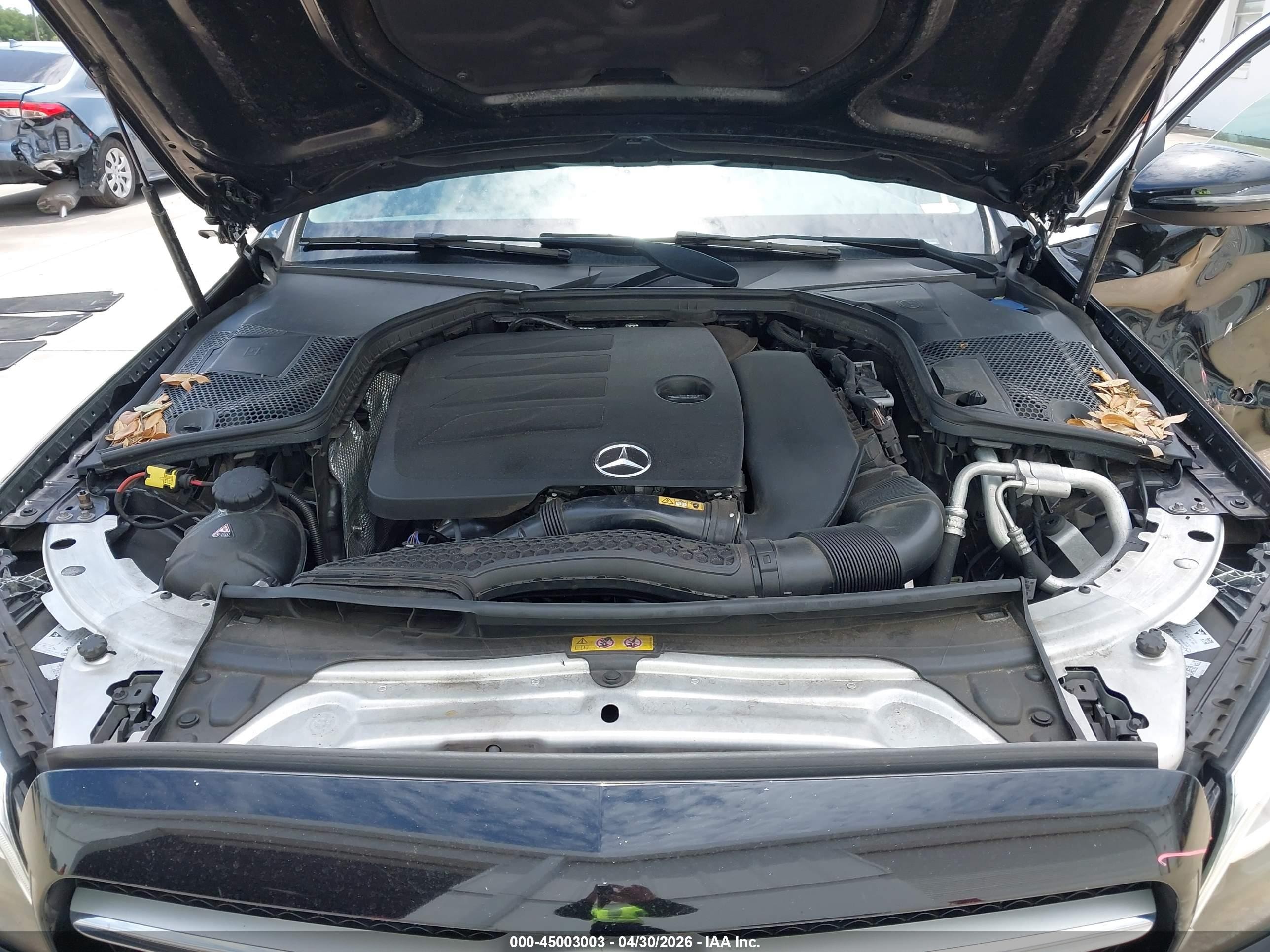 2020 Mercedes-benz C 300   Black vin: W1KWF8DB3LR571393