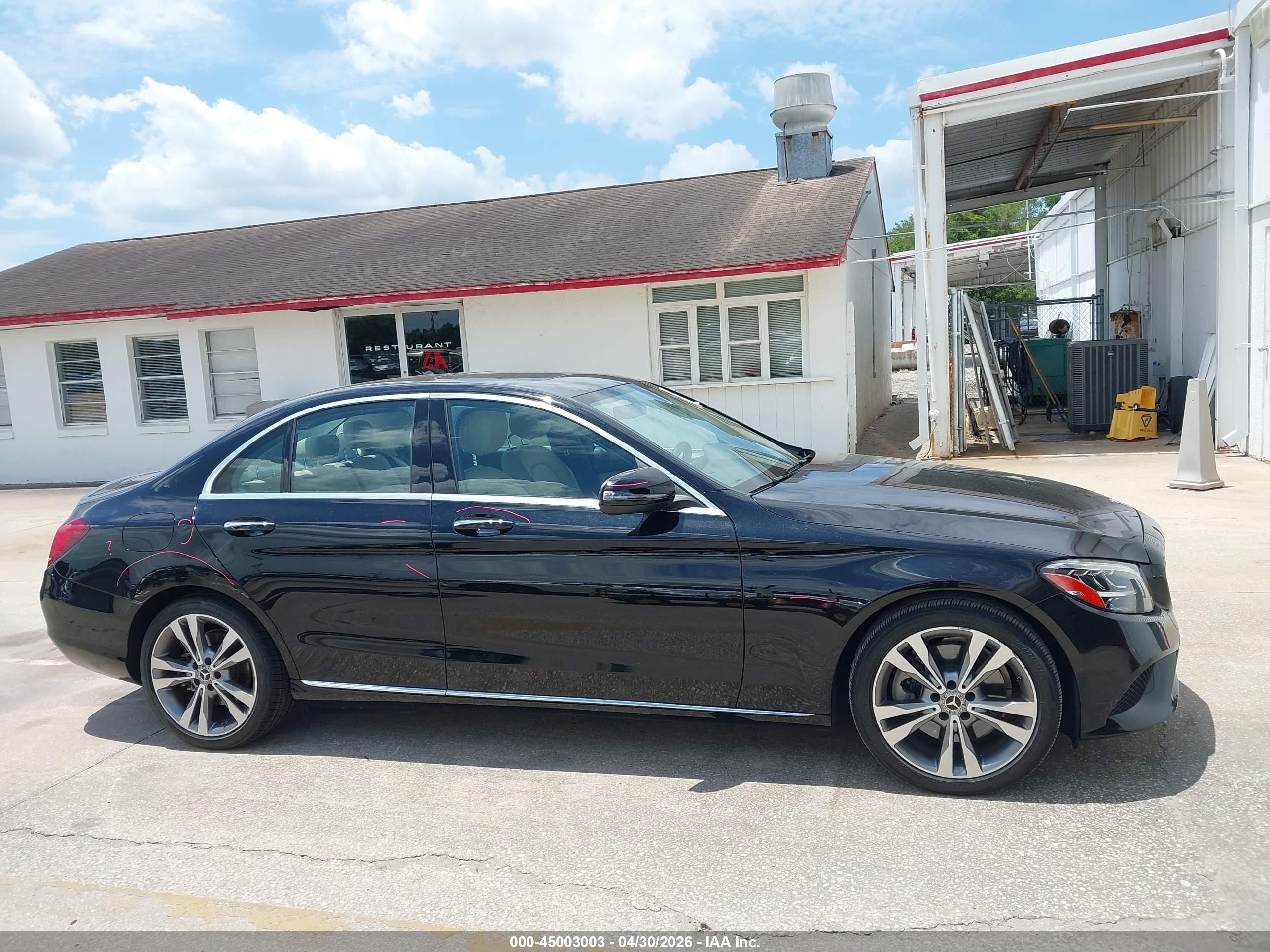 2020 Mercedes-benz C 300   Black vin: W1KWF8DB3LR571393