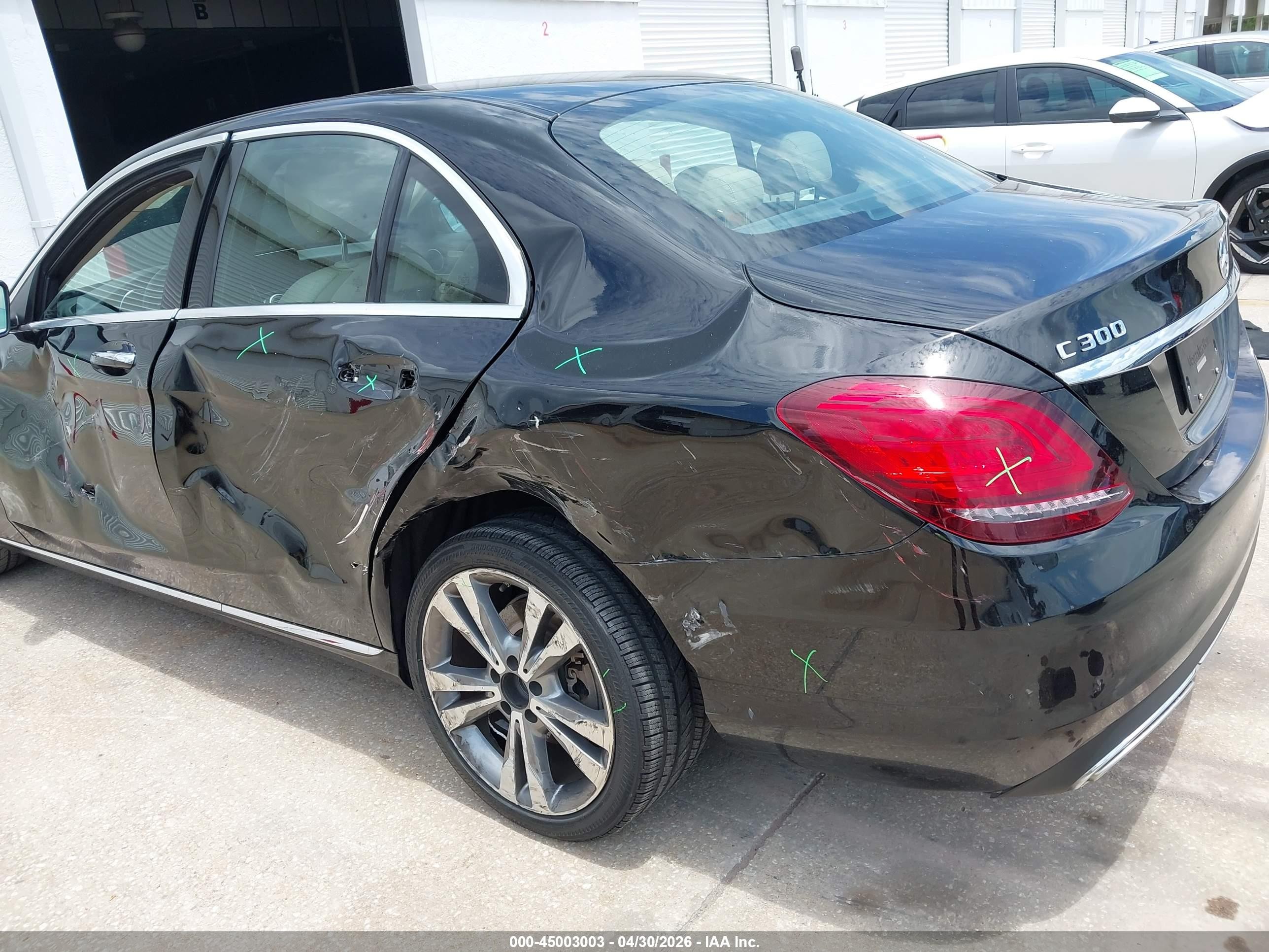 2020 Mercedes-benz C 300   Black vin: W1KWF8DB3LR571393
