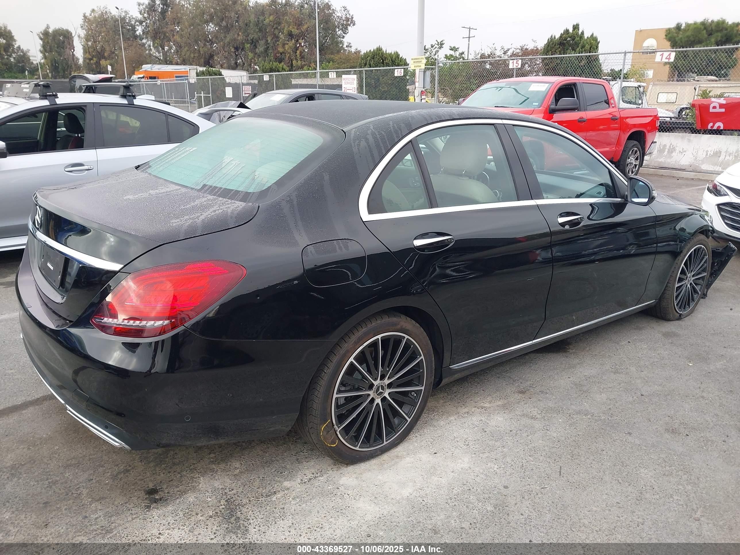 2020 Mercedes-benz C 300   Black vin: W1KWF8DB7LR578329
