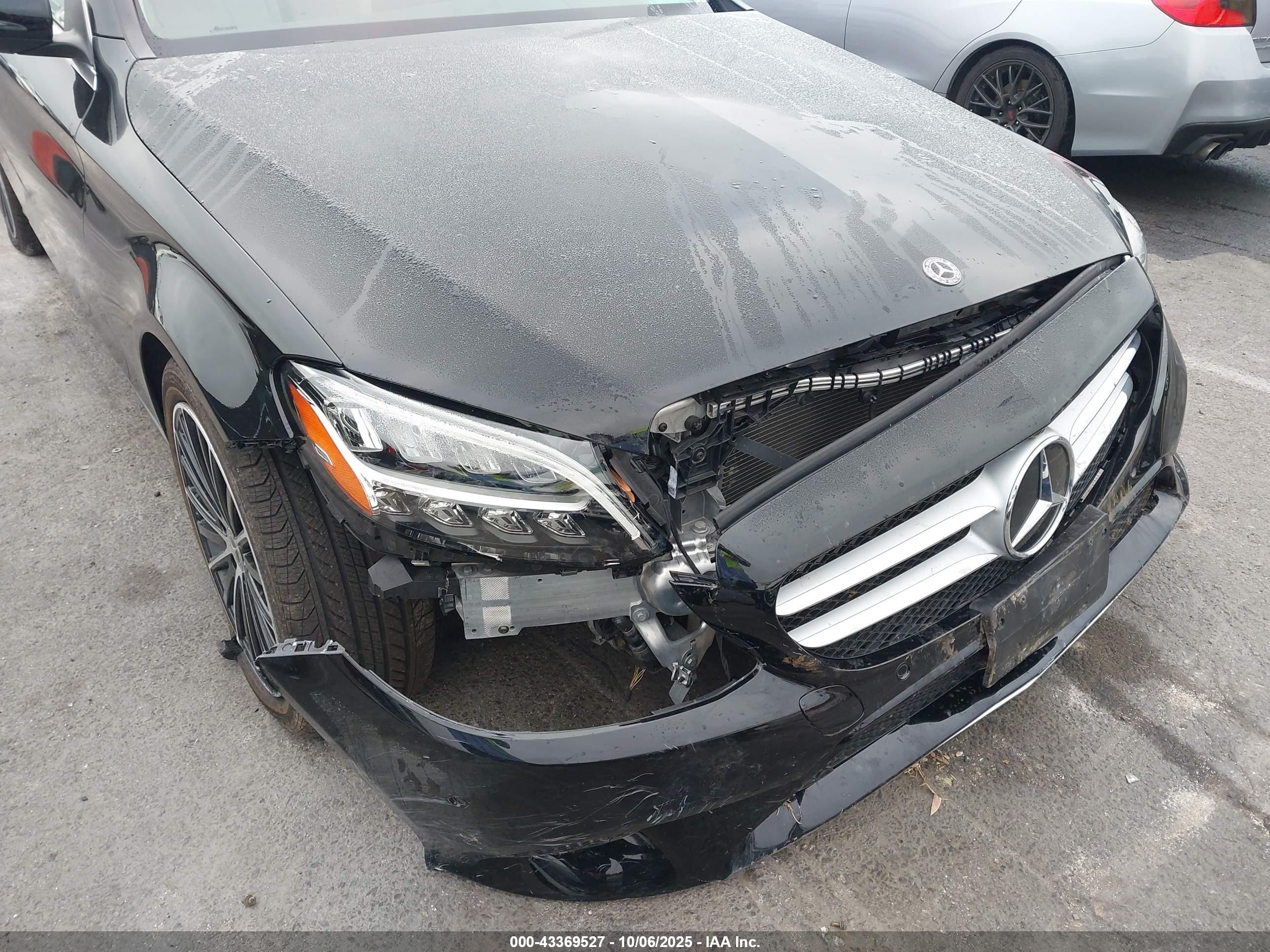 2020 Mercedes-benz C 300   Black vin: W1KWF8DB7LR578329