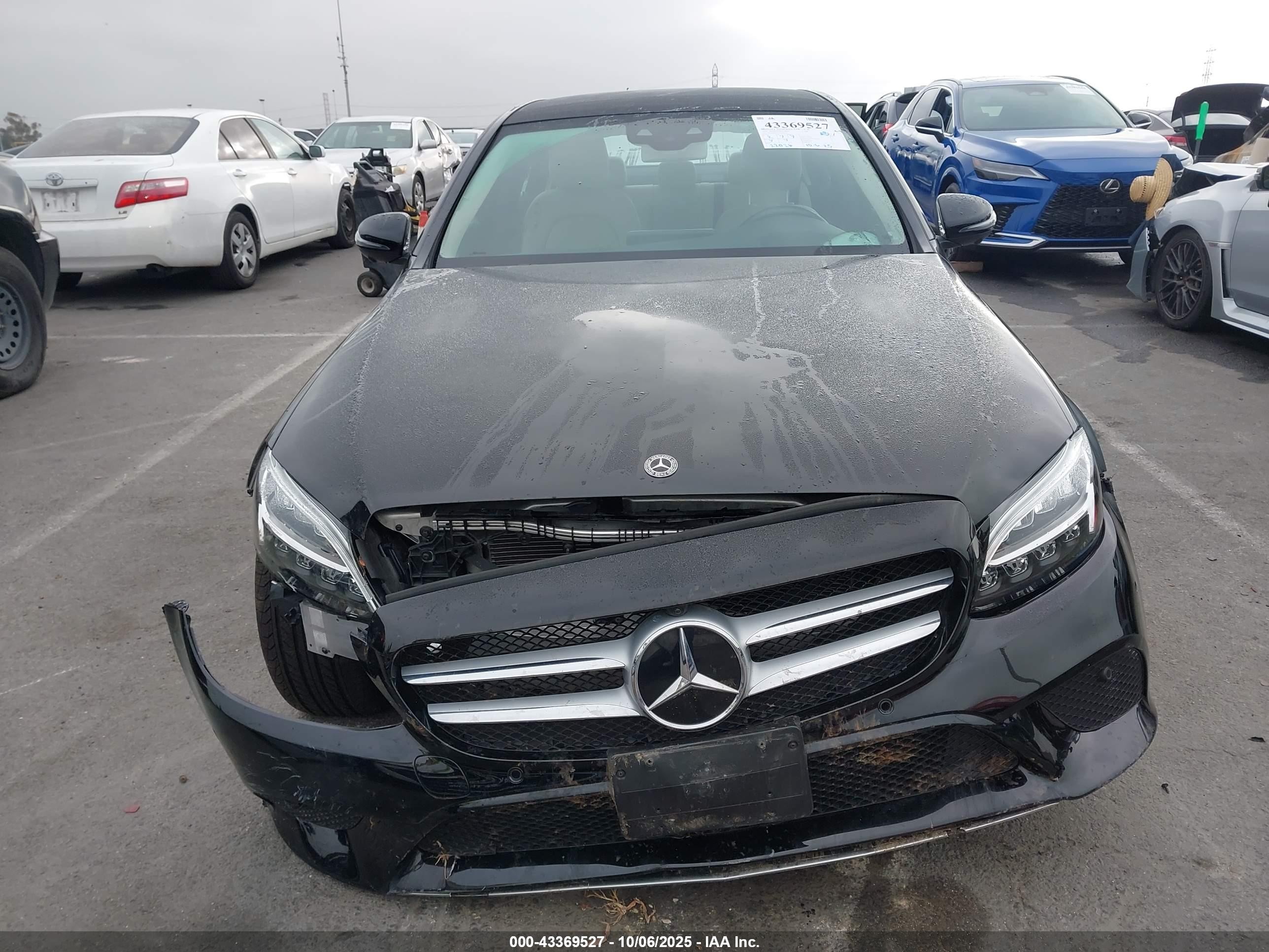 2020 Mercedes-benz C 300   Black vin: W1KWF8DB7LR578329