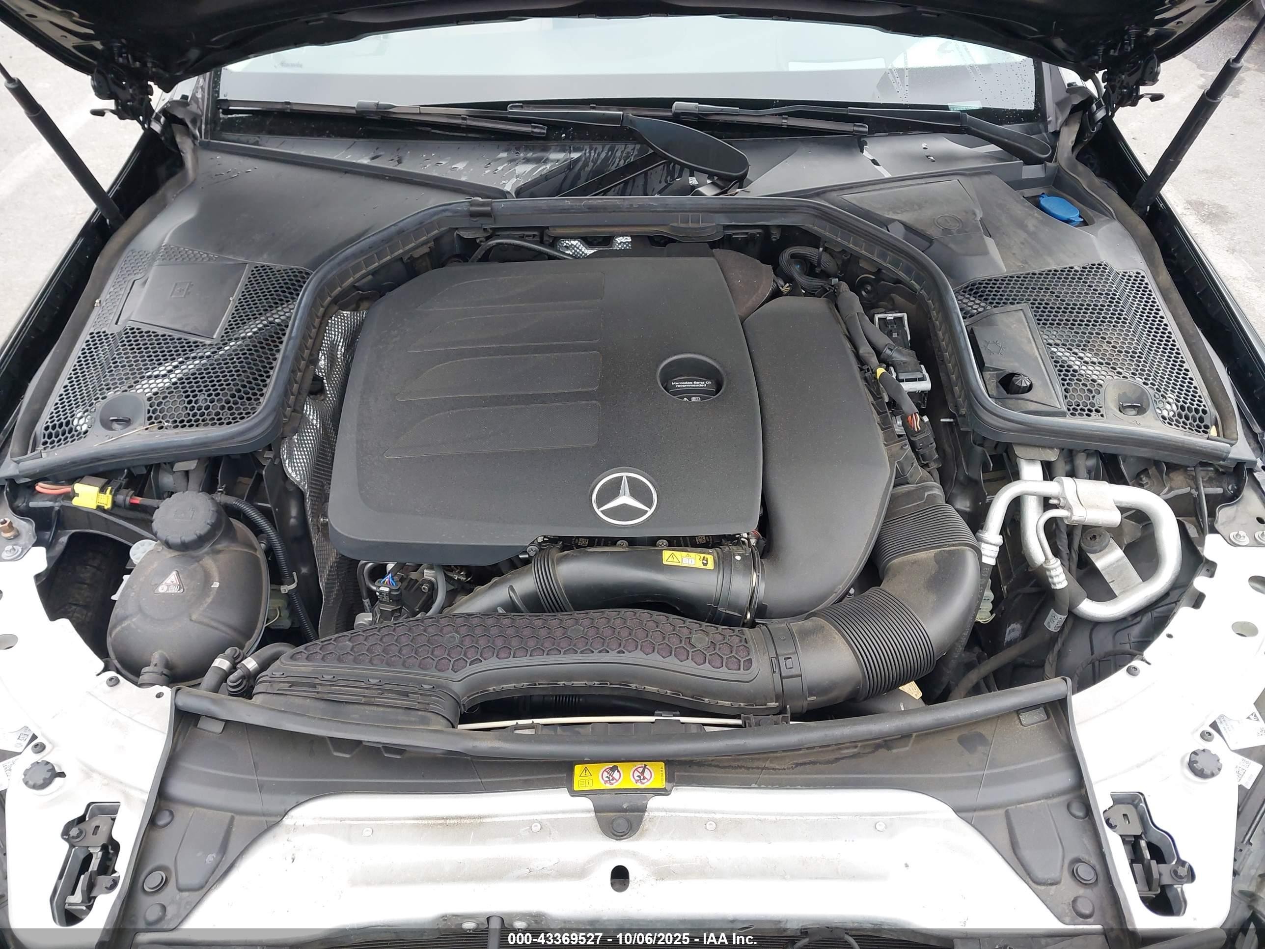2020 Mercedes-benz C 300   Black vin: W1KWF8DB7LR578329