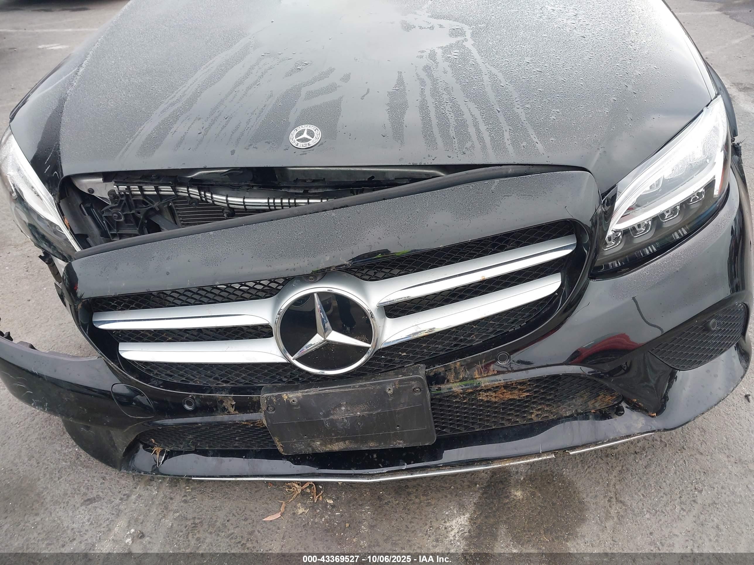 2020 Mercedes-benz C 300   Black vin: W1KWF8DB7LR578329