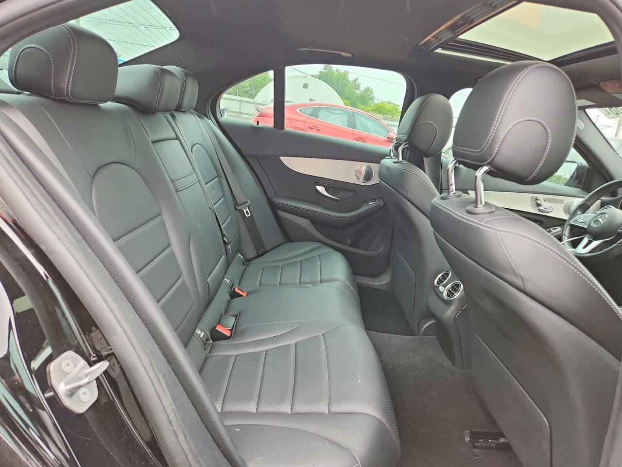 2021 Mercedes-benz C 300 Черный vin: W1KWF8DB7MR645870