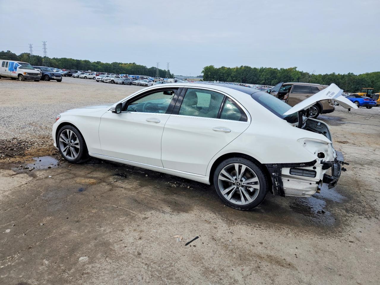 2020 Mercedes-benz C 300 Белый vin: W1KWF8DB9LR602985