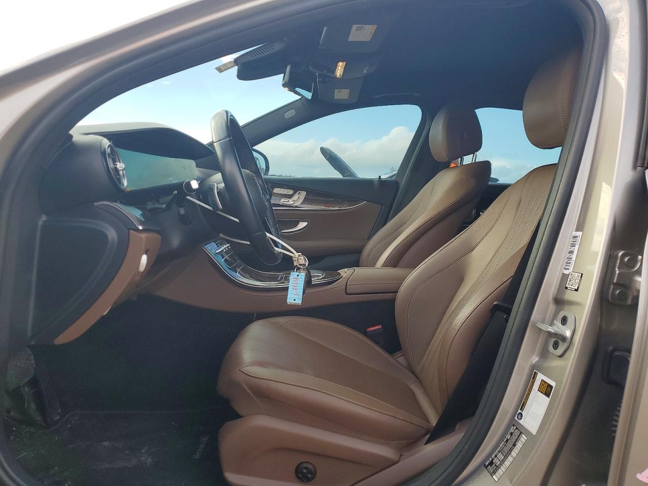 2021 Mercedes-benz E 350 Silver vin: W1KZF8DB0MA899125