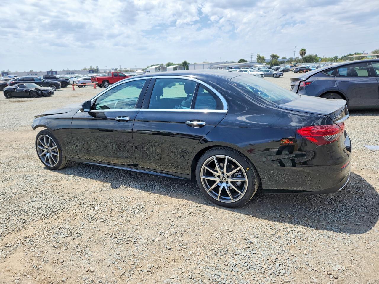 2023 Mercedes-benz E 350 Черный vin: W1KZF8DB0PB188085