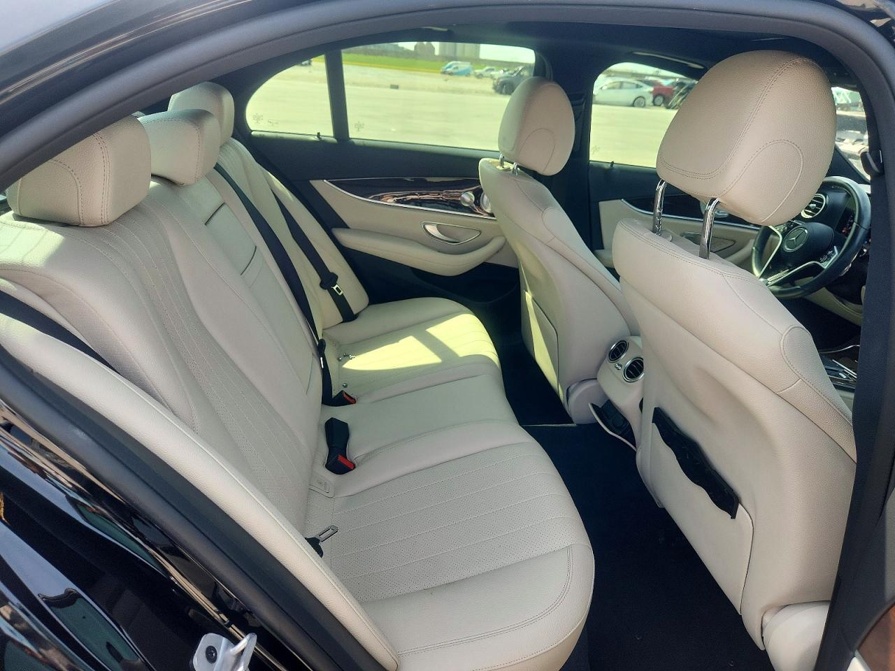 2021 Mercedes-benz E 350 Black vin: W1KZF8DB1MA914120