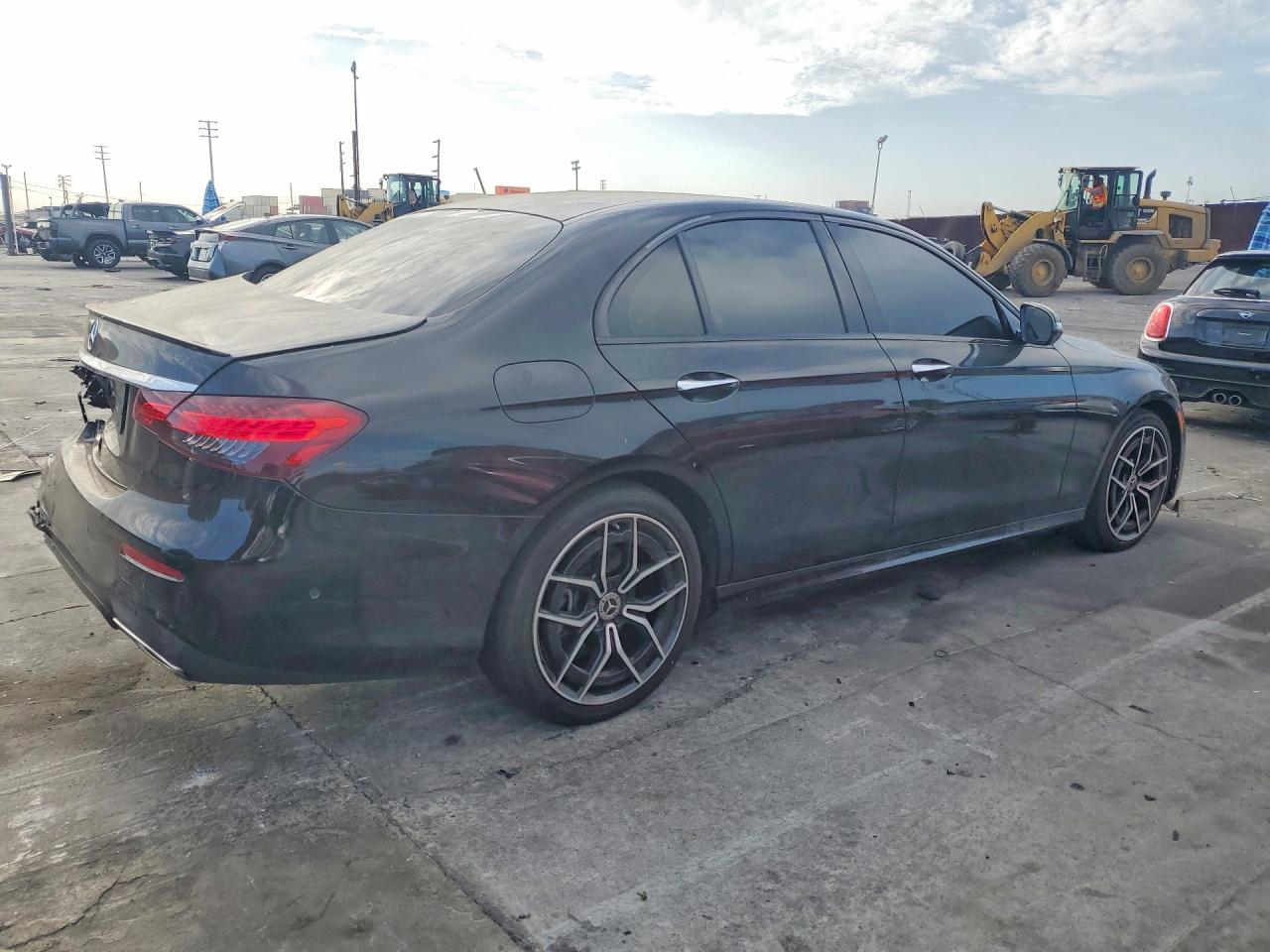 2022 Mercedes-benz E 350 Black vin: W1KZF8DB3NB096644