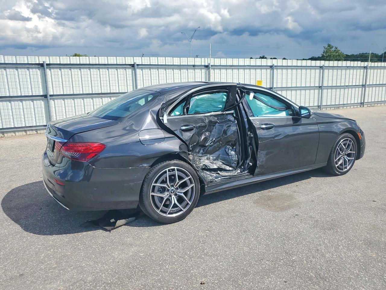 2023 Mercedes-benz E 350 Black vin: W1KZF8DB4PB188476
