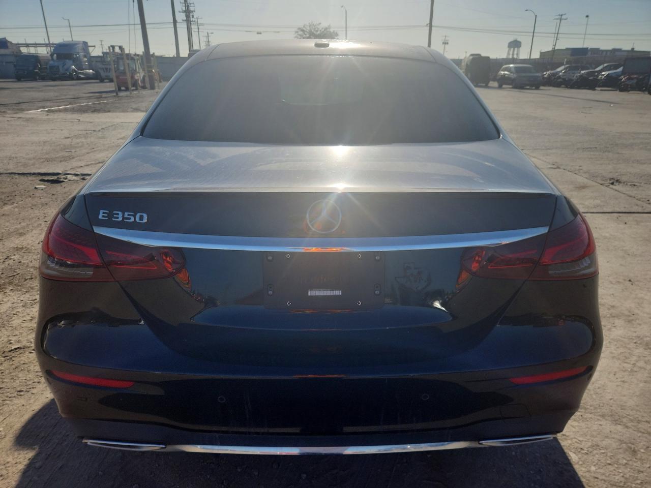 2022 Mercedes-benz E 350 Black vin: W1KZF8DB7NB010736