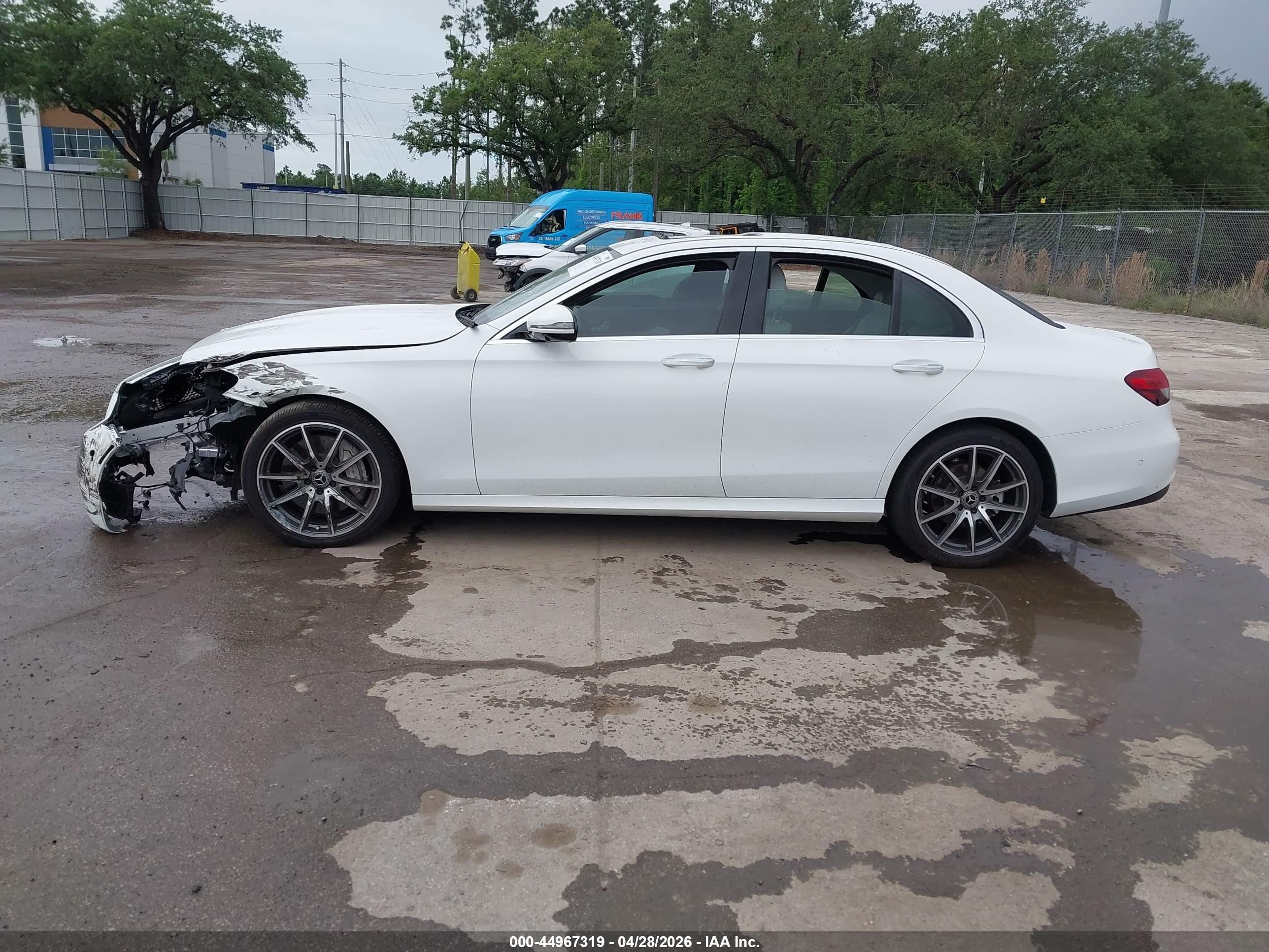 2022 Mercedes-benz E 350   White vin: W1KZF8DBXNB085558