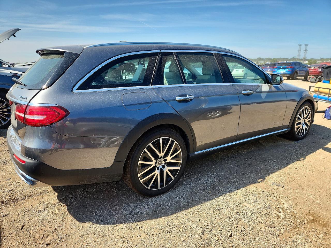 2022 Mercedes-benz E 450 4m All Terrain Gray vin: W1KZH6AB5NB060179