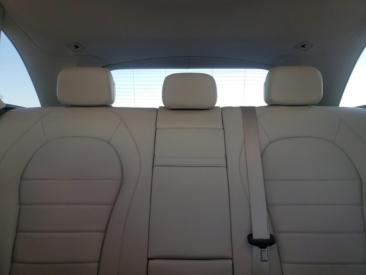 2020 Mercedes-benz Glc 300 Черный vin: W1N0G8DB0LF759523