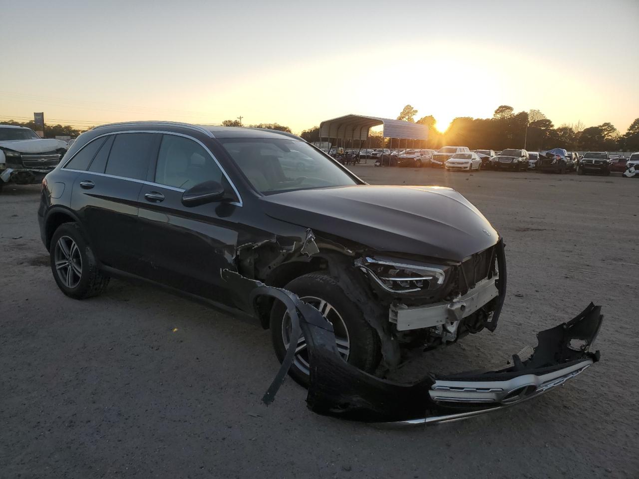 2020 Mercedes-benz Glc 300 Черный vin: W1N0G8DB0LF759523