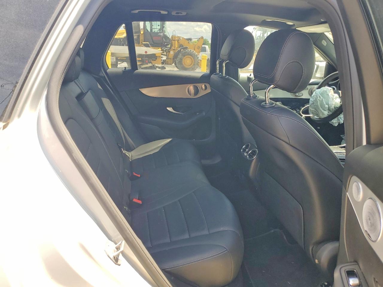 2020 Mercedes-benz Glc 300 Silver vin: W1N0G8DB1LF791381