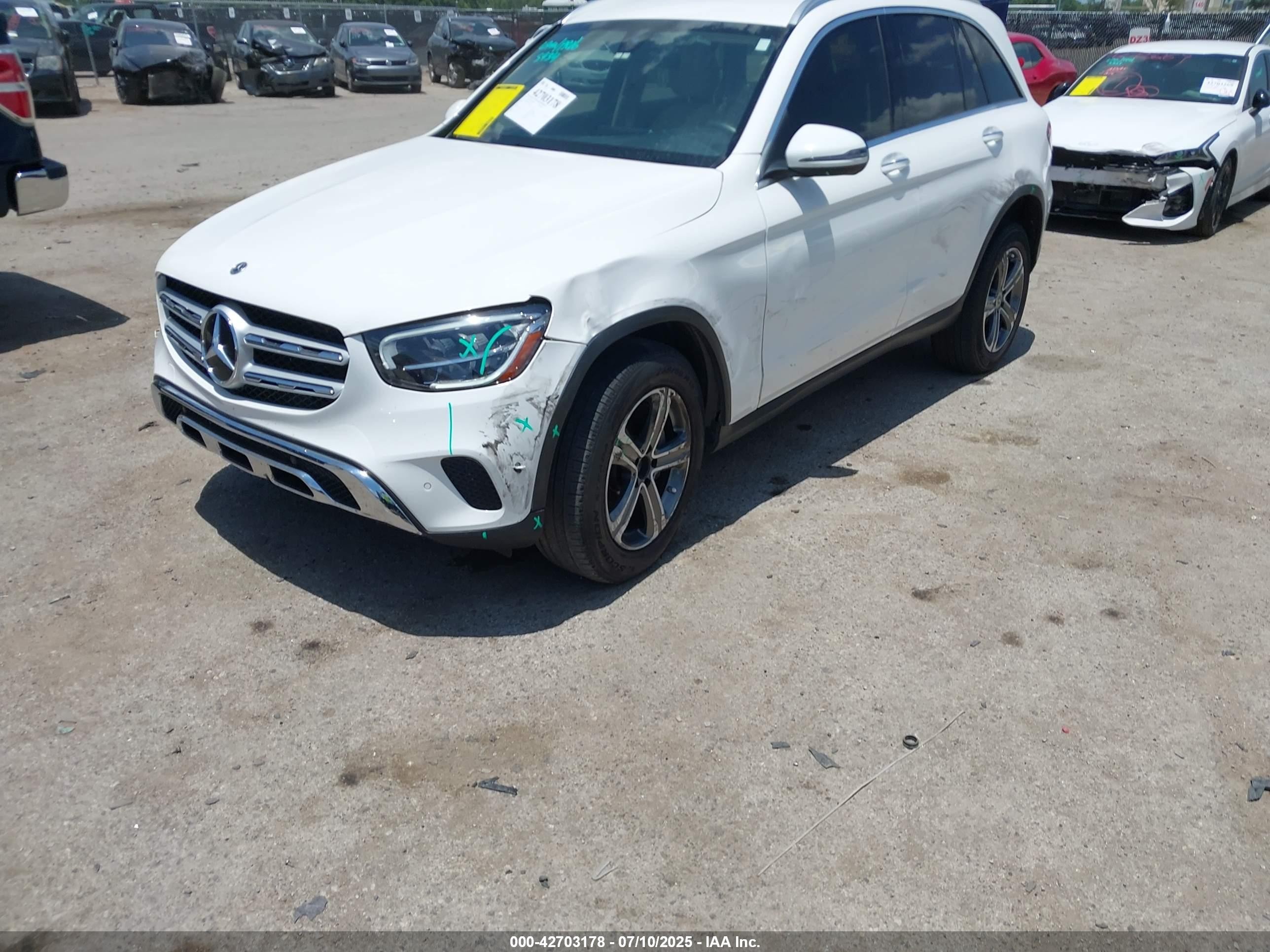 2021 Mercedes-benz Glc 300 Suv White vin: W1N0G8DB3MV322767