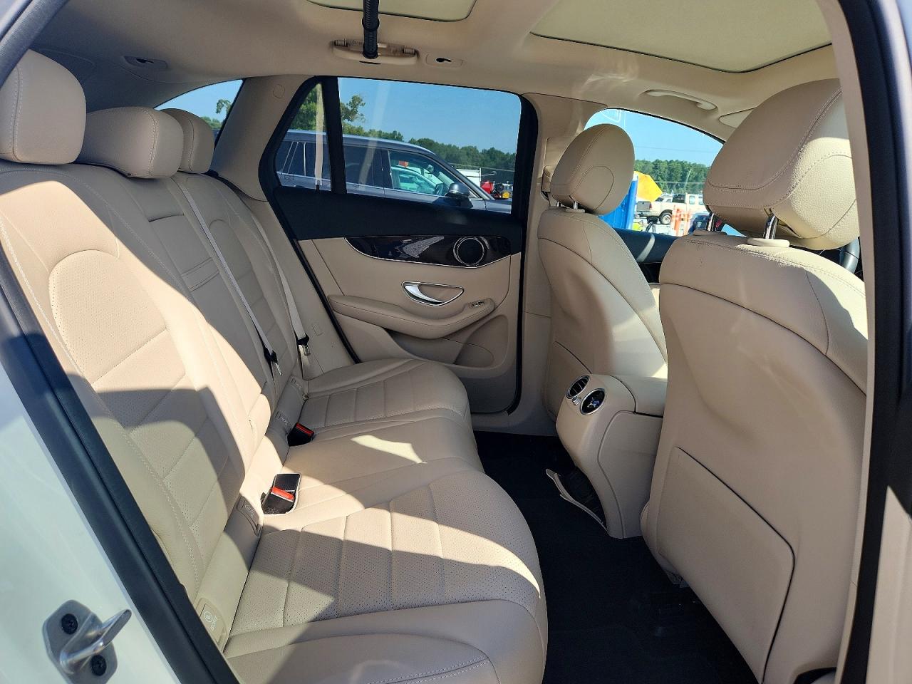 2022 Mercedes-benz Glc 300 White vin: W1N0G8DB3NV382582