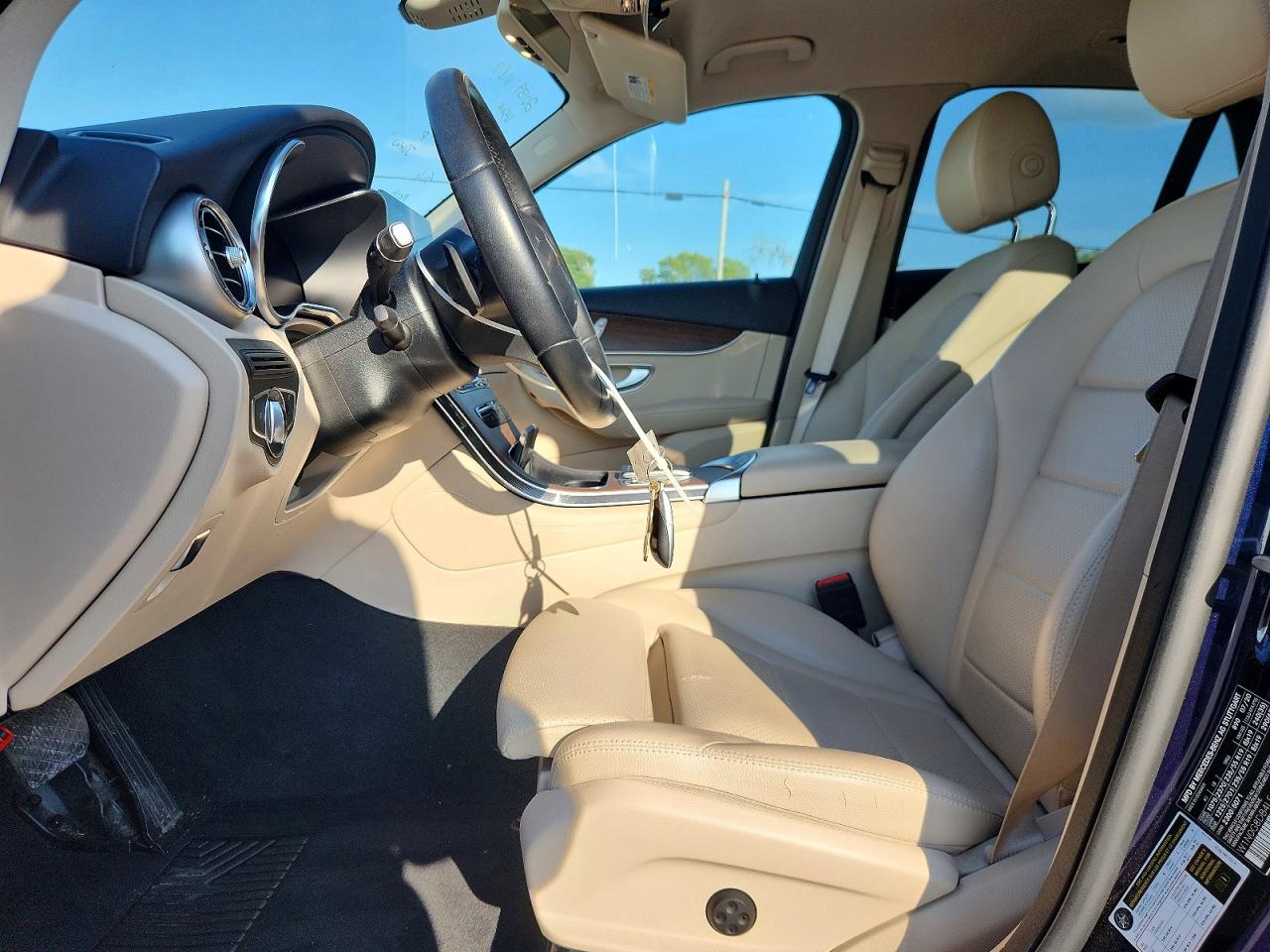 2020 Mercedes-benz Glc 300 300 Blue vin: W1N0G8DB4LF841853