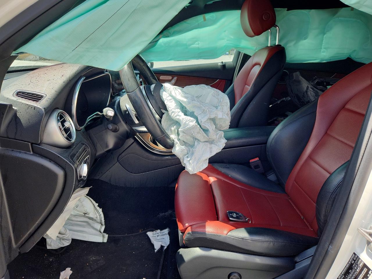 2020 Mercedes Benz Glc 300 White vin: W1N0G8DB4LV257345