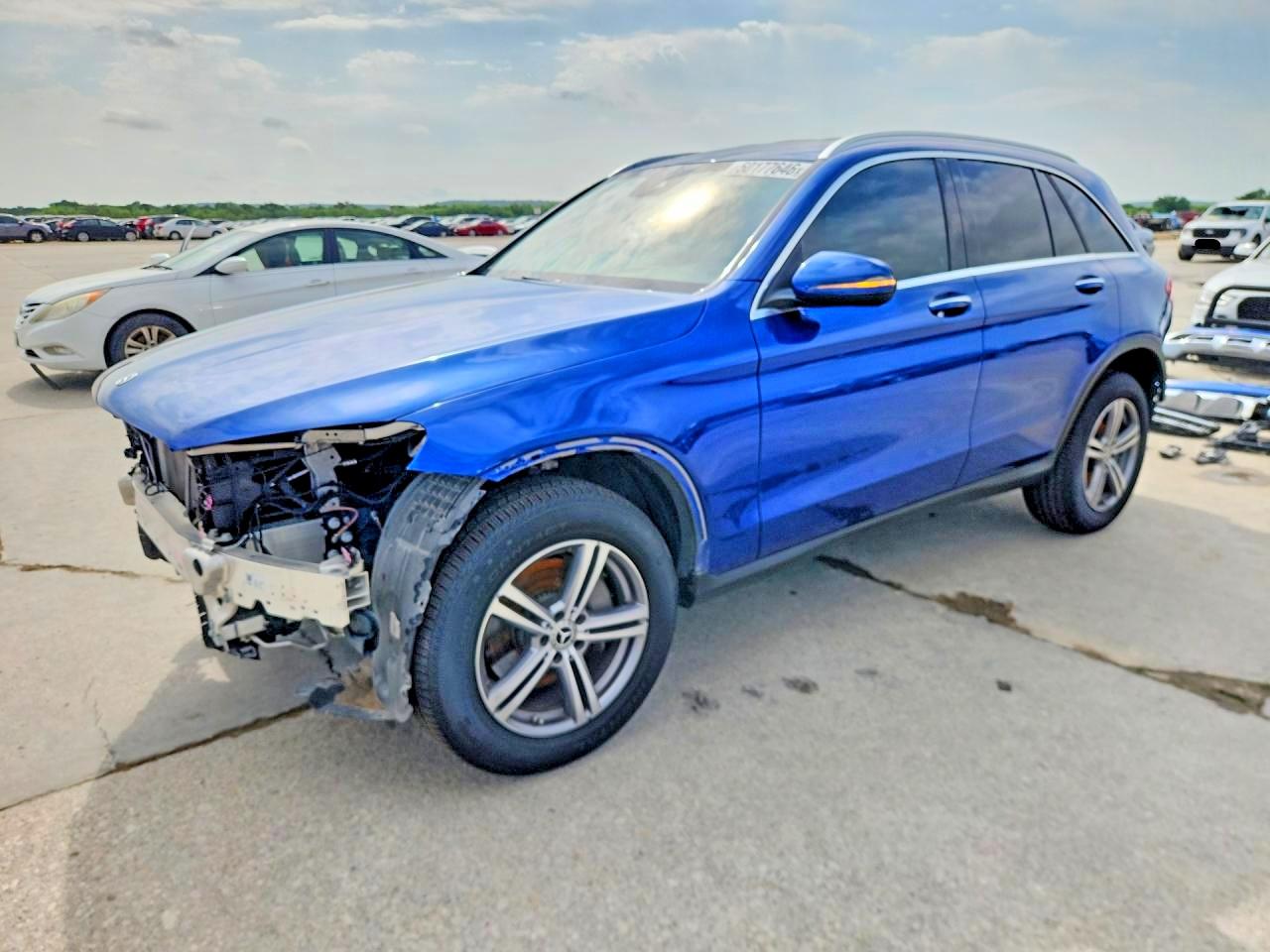 2022 Mercedes-benz Glc 300 Blue vin: W1N0G8DB7NG070740