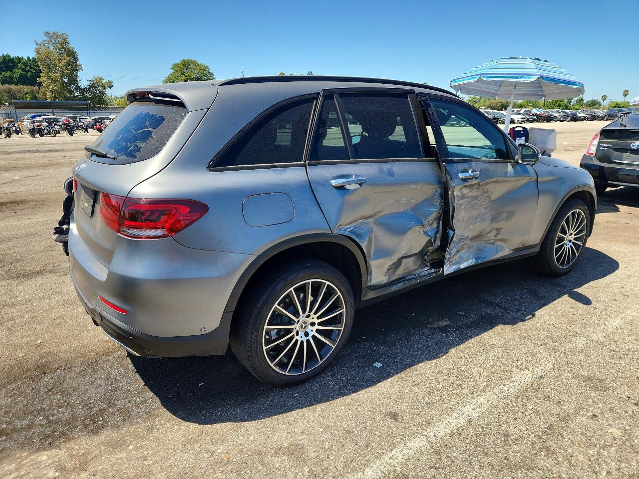2021 Mercedes-benz Glc 300 Gray vin: W1N0G8DB8MF991627
