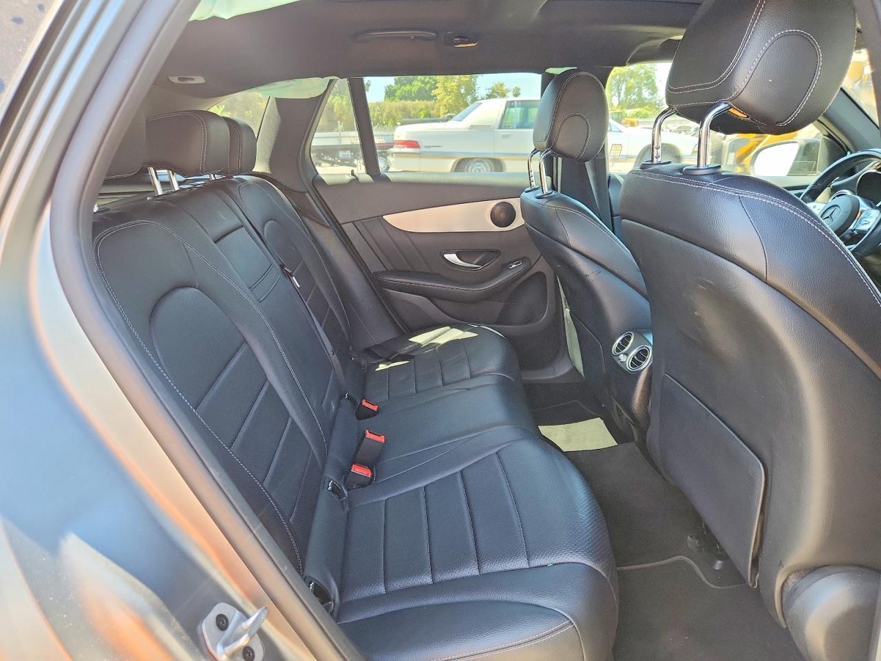 2021 Mercedes-benz Glc 300 Gray vin: W1N0G8DB8MF991627
